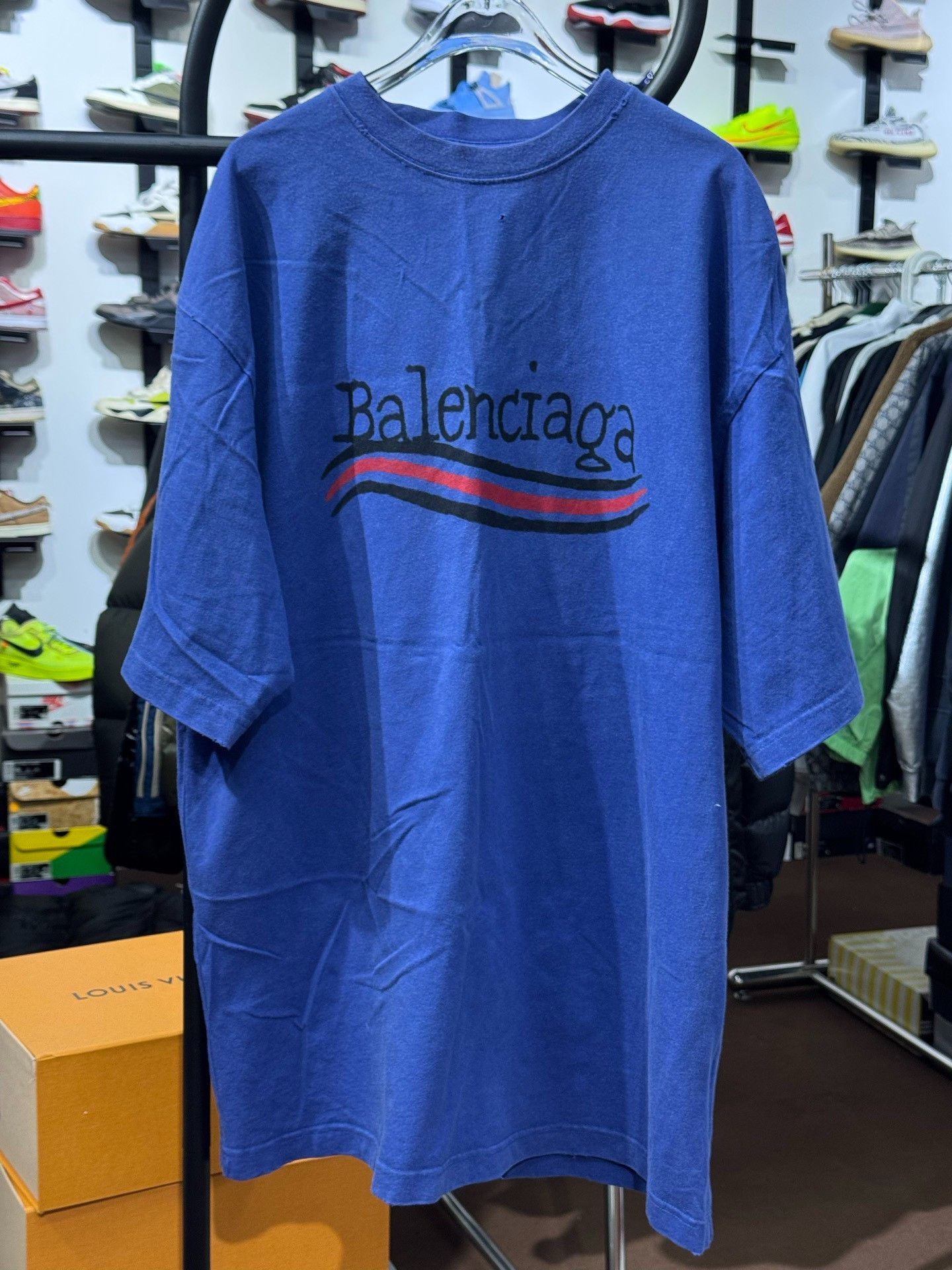 Balenciaga Balenciaga Wave Logo T-Shirt Size L Size US L / EU 52-54 / 3 - 2 Thumbnail