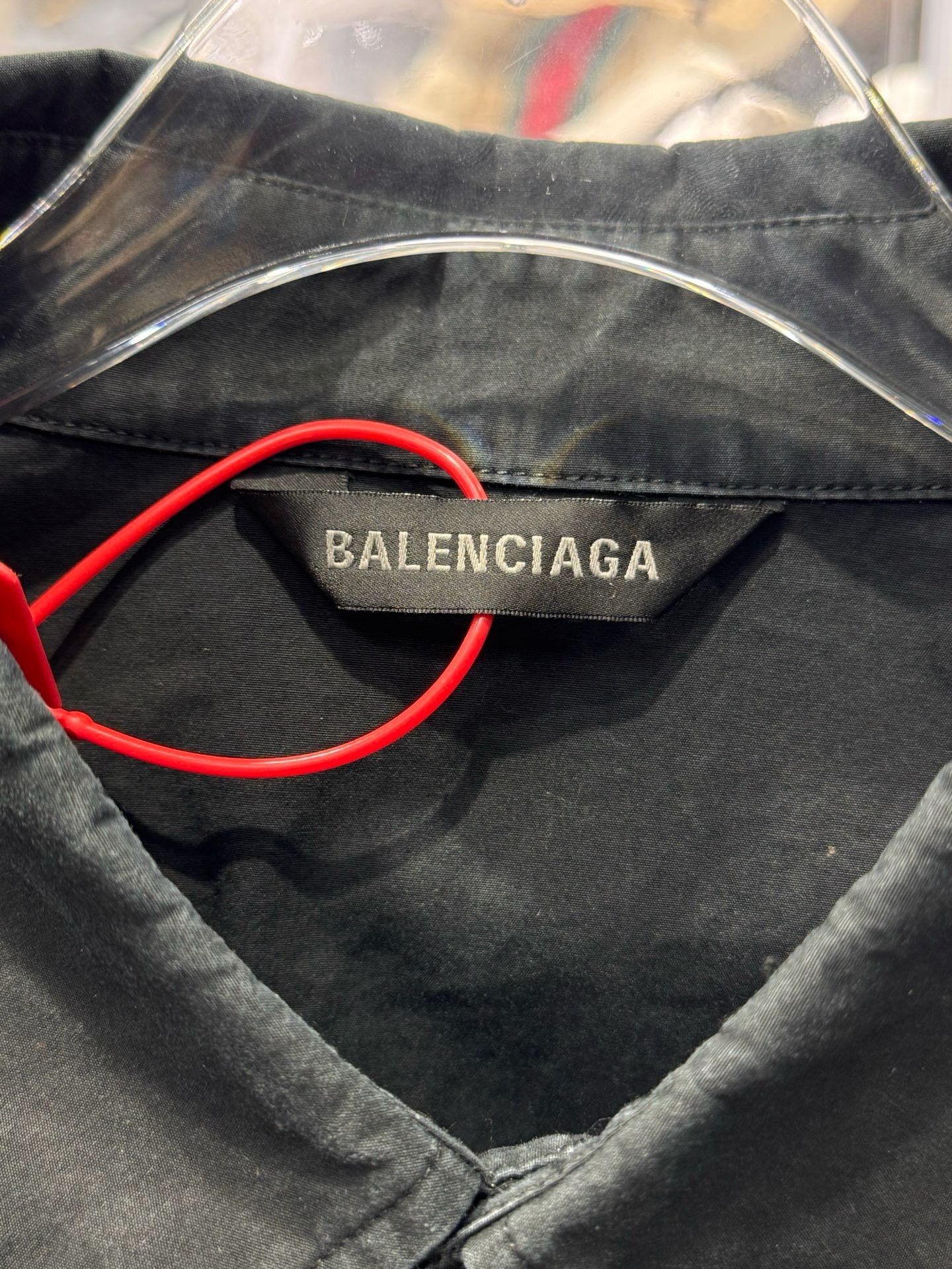 Balenciaga Balenciaga Tape Logo Shirt US M Size US M / EU 48-50 / 2 - 4 Thumbnail
