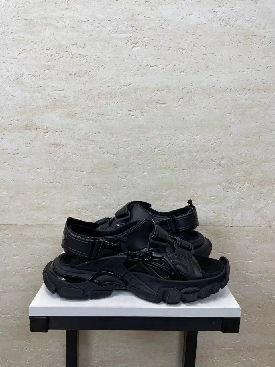 Balenciaga Balenciaga Track 2.0 Sandals Size 6 Size US 6 / EU 39 - 3 Thumbnail