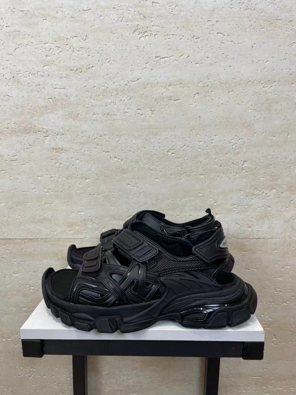 Balenciaga Balenciaga Track 2.0 Sandals Size 6 Size US 6 / EU 39 - 2 Thumbnail