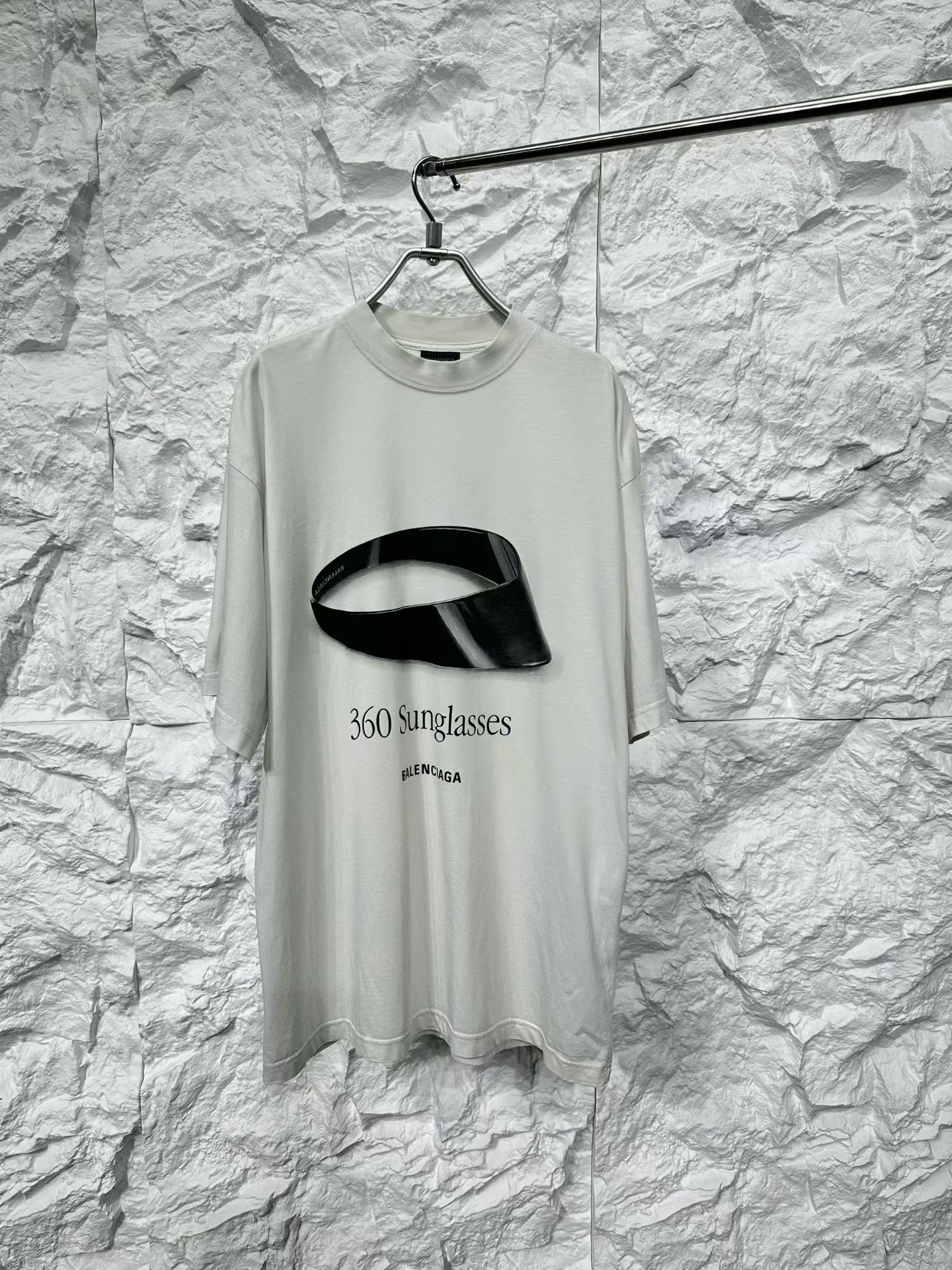 Balenciaga Balenciaga 360 Sunglasses Graphic T-Shirt White Size XS Size US XS / EU 42 / 0 - 2 Thumbnail