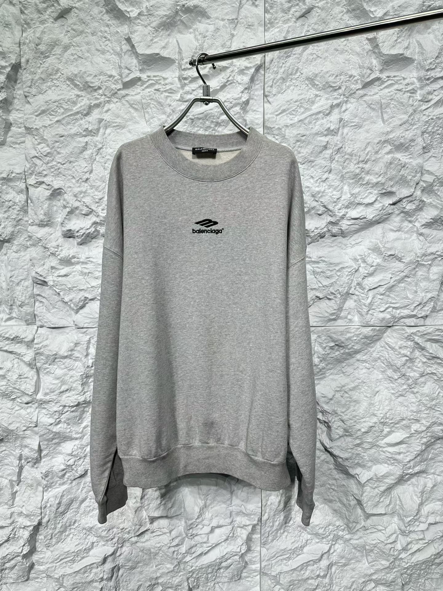 Balenciaga Balenciaga Embroidered Logo Sweatshirt Size L Size US L / EU 52-54 / 3 - 2 Thumbnail