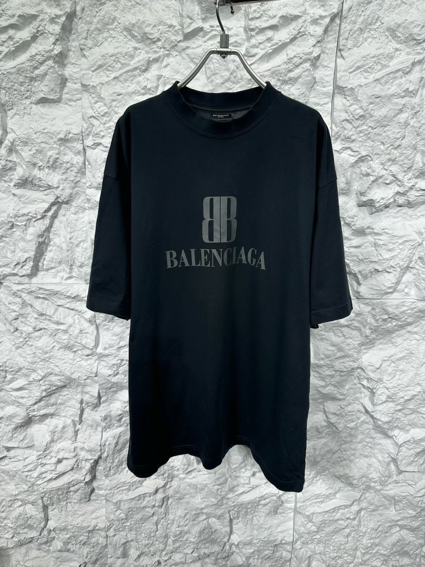 Balenciaga Balenciaga BB Logo T-Shirt Size L Size US L / EU 52-54 / 3 - 2 Thumbnail