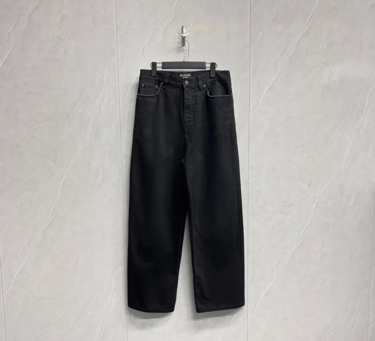 Balenciaga Balenciaga Worn-In Denim Jeans Size S Size US 34 / EU 50 - 2 Thumbnail