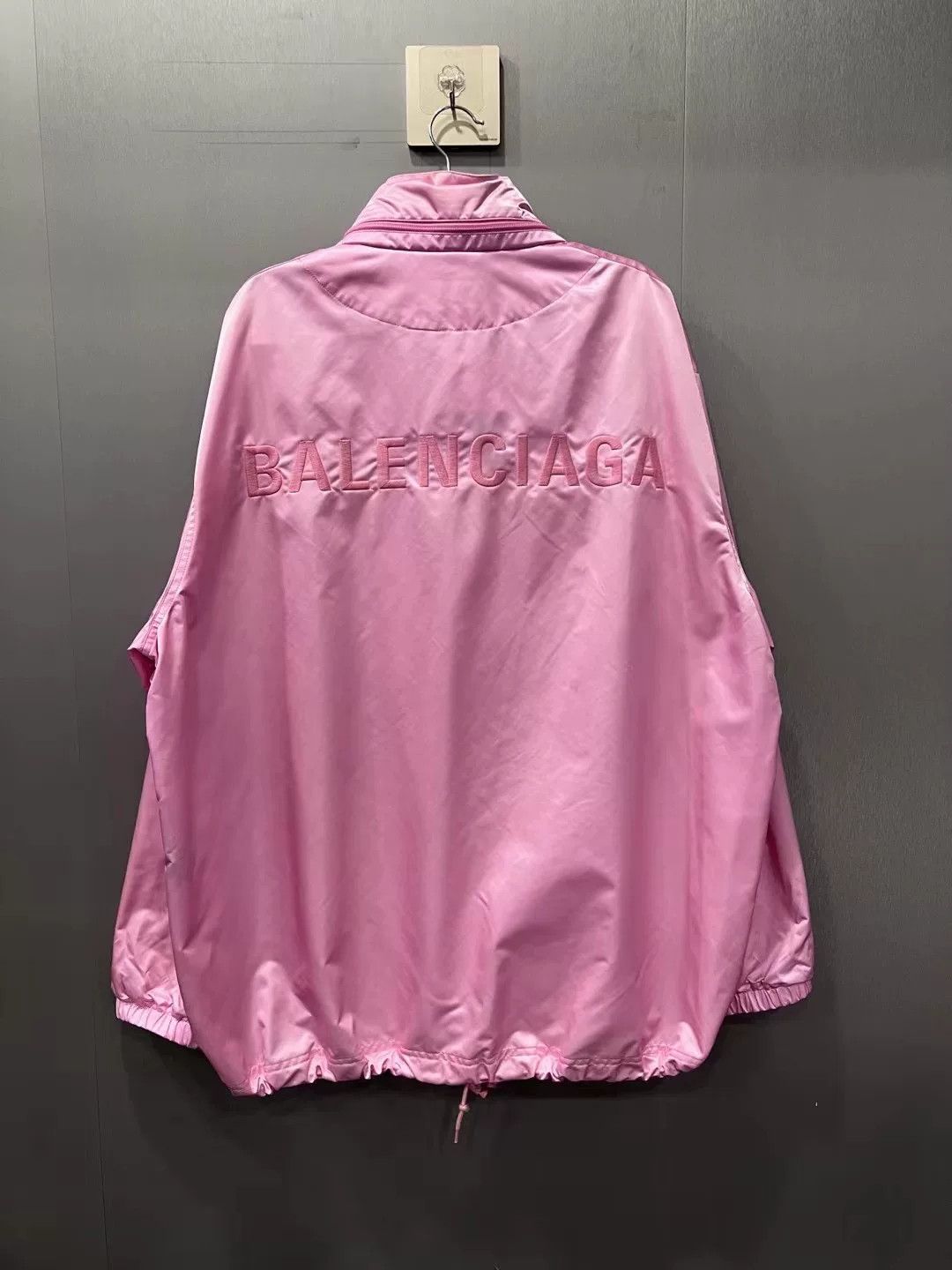 Balenciaga Balenciaga Pink Embroidered Logo Coach Jacket Size 34 Size XS / US 0-2 / IT 36-38 - 2 Thumbnail