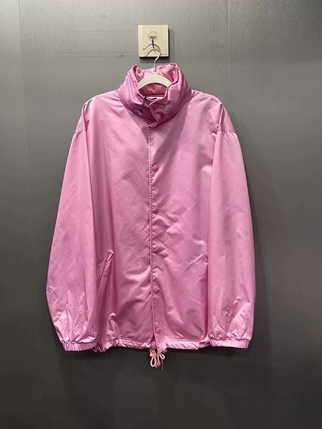 Balenciaga Balenciaga Pink Embroidered Logo Coach Jacket Size 34 Size XS / US 0-2 / IT 36-38 - 3 Thumbnail