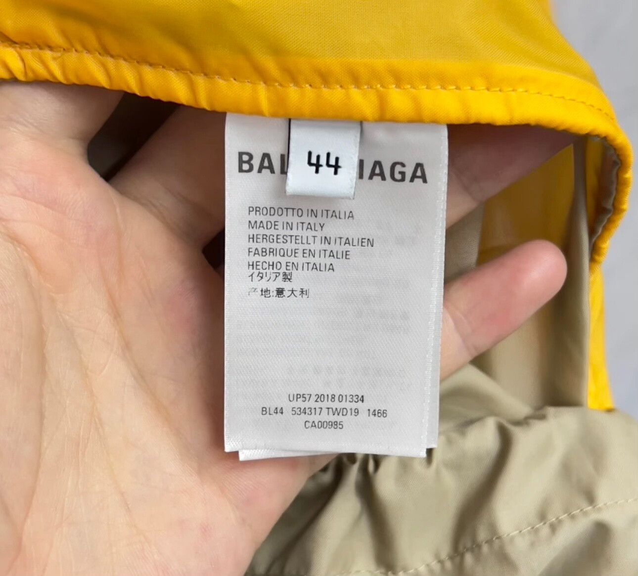 Balenciaga Balenciaga Colorblock Logo Windbreaker Size US S Size US S / EU 44-46 / 1 - 5 Thumbnail