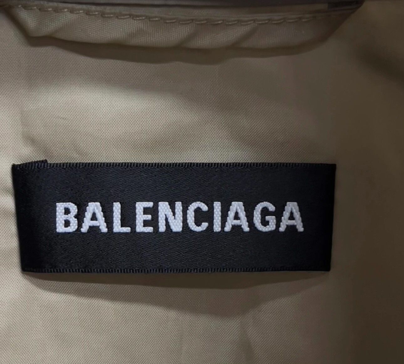 Balenciaga Balenciaga Colorblock Logo Windbreaker Size US S Size US S / EU 44-46 / 1 - 4 Thumbnail