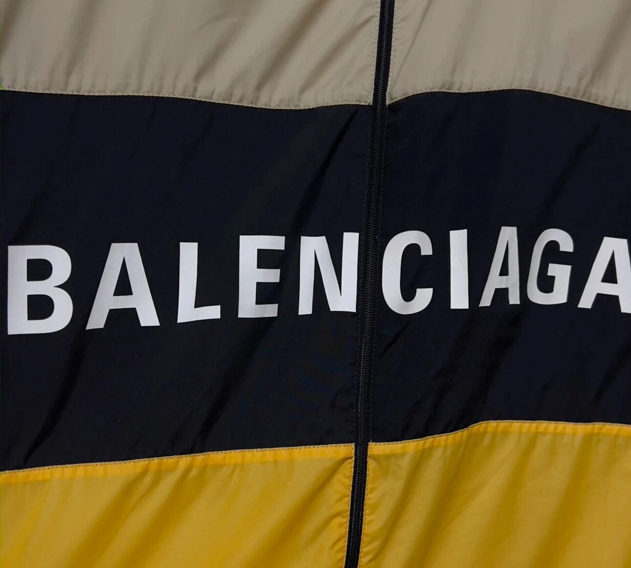 Balenciaga Balenciaga Colorblock Logo Windbreaker Size US S Size US S / EU 44-46 / 1 - 3 Thumbnail