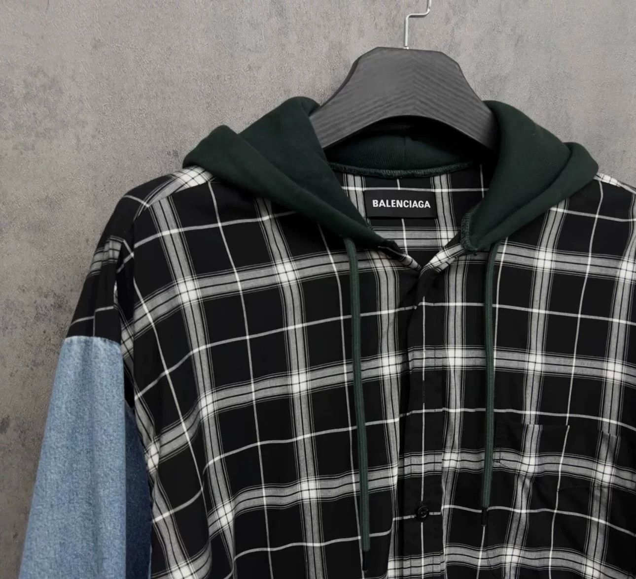 Balenciaga Balenciaga Plaid Denim Hybrid Hoodie Shirt Size XS Size US XS / EU 42 / 0 - 4 Thumbnail