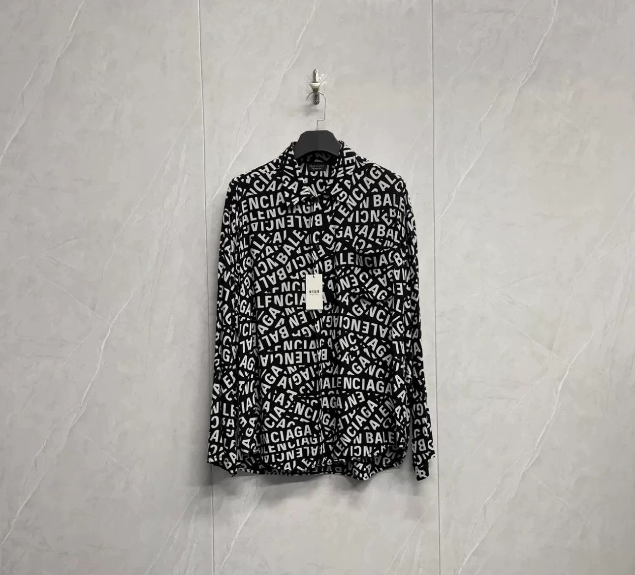 Balenciaga Balenciaga All-Over Logo Print Shirt Size S Size US S / EU 44-46 / 1 - 2 Thumbnail
