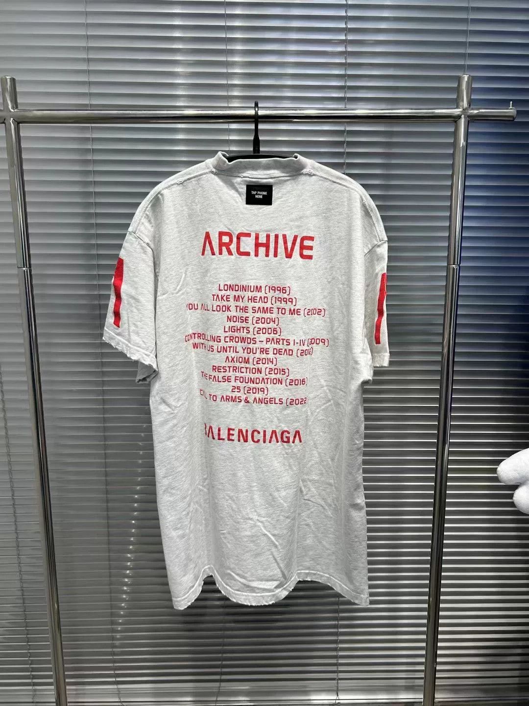 Balenciaga Balenciaga x Archive T-Shirt Size 2 Size US M / EU 48-50 / 2 - 3 Thumbnail