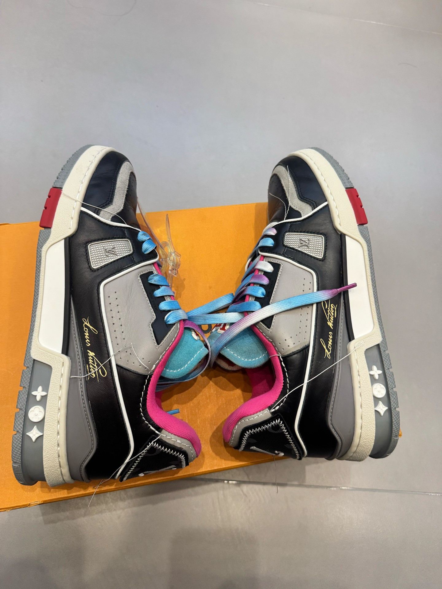 Louis Vuitton Louis Vuitton LV Trainer Sneakers Size 8 Size US 8 / EU 41 - 9 Thumbnail