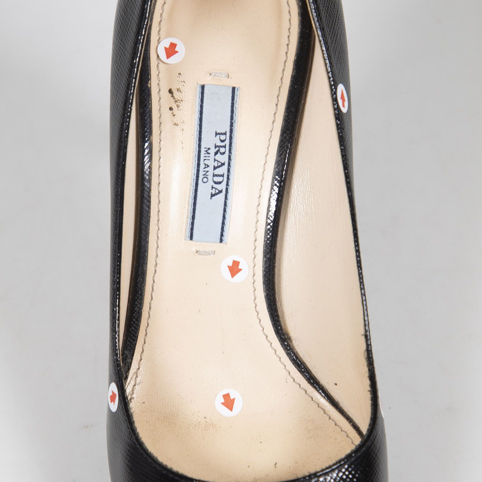 Prada Black Saffiano Leather Pumps Size US 6 / IT 36 - 14 Thumbnail