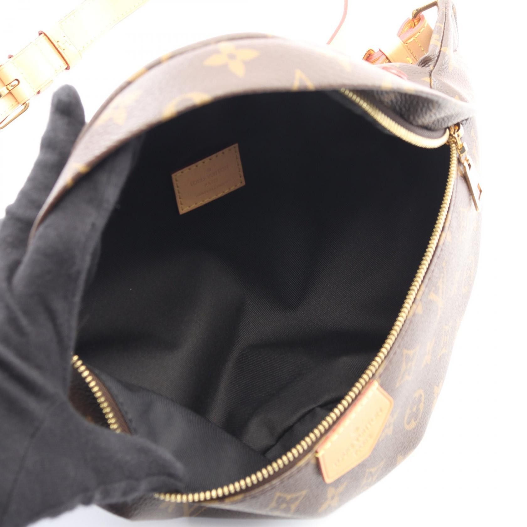 Louis Vuitton Louis Vuitton Louis Vuitton Monogram Bum Bag Textile Belt Bag M43644 DUTY FREE for USA Size ONE SIZE - 3 Thumbnail
