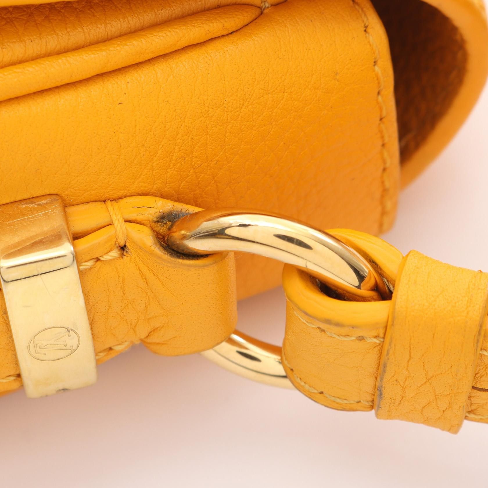 Louis Vuitton Louis Vuitton Louis Vuitton LV Pont 9 Soft PM Leather Shoulder Bag Leather Shoulder Bag M59290 DUTY FREE for USA Size ONE SIZE - 8 Thumbnail