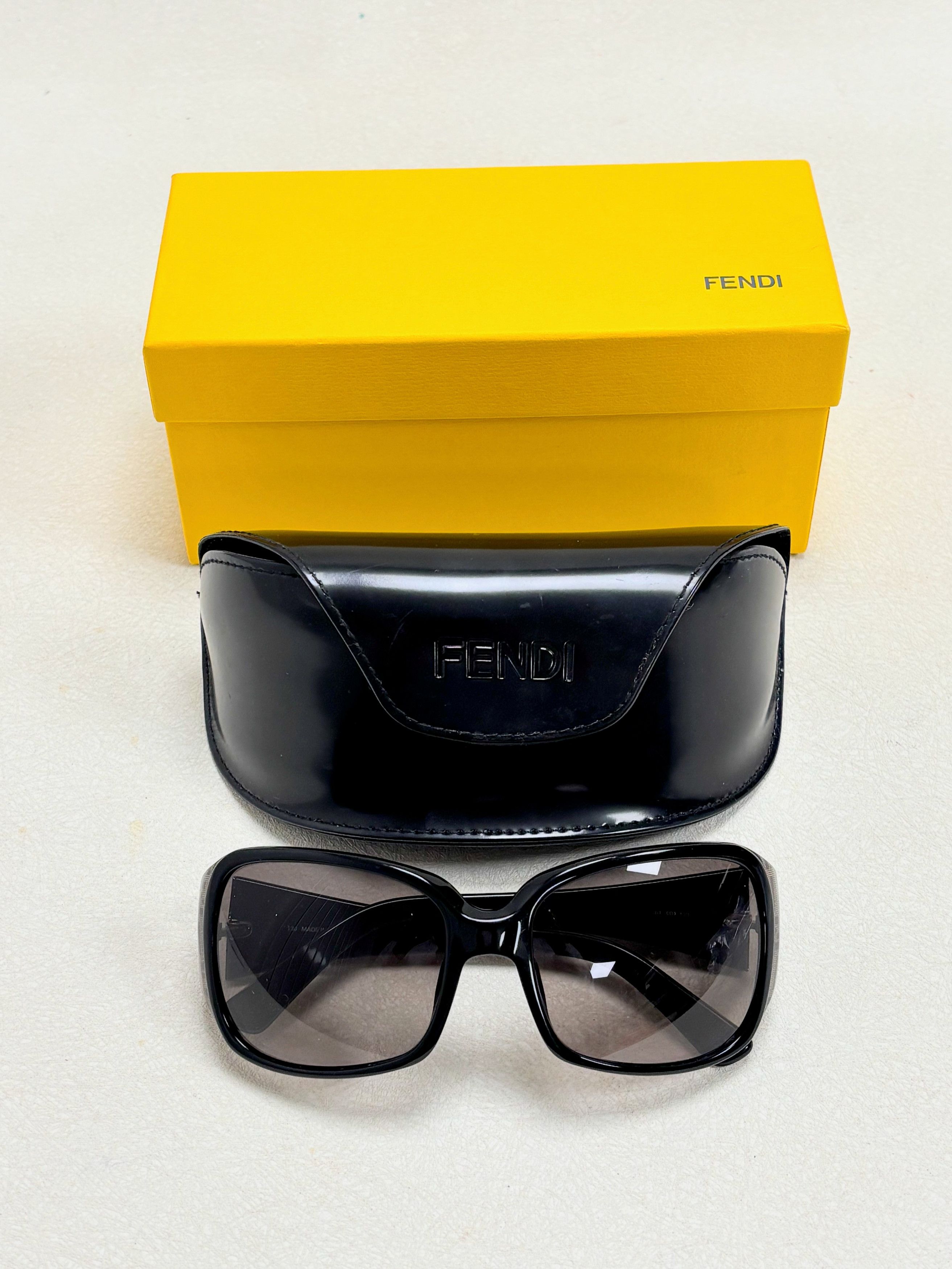 Fendi Lunettes de soleil Zucca Size ONE SIZE - 2 Thumbnail