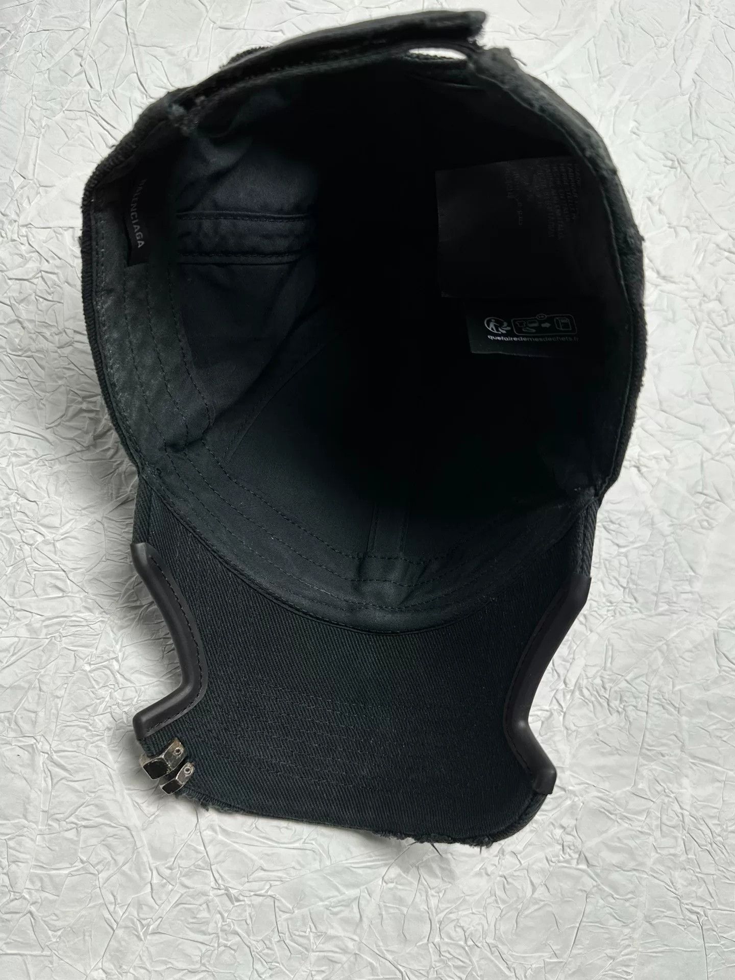 Balenciaga Balenciaga Dragon Flame Embroidery Baseball Cap Size ONE SIZE - 4 Thumbnail