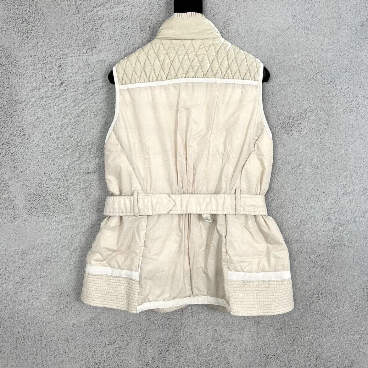 Moncler Moncler Cream Quilted Down Vest Size S / US 4 / IT 40 - 2 Thumbnail
