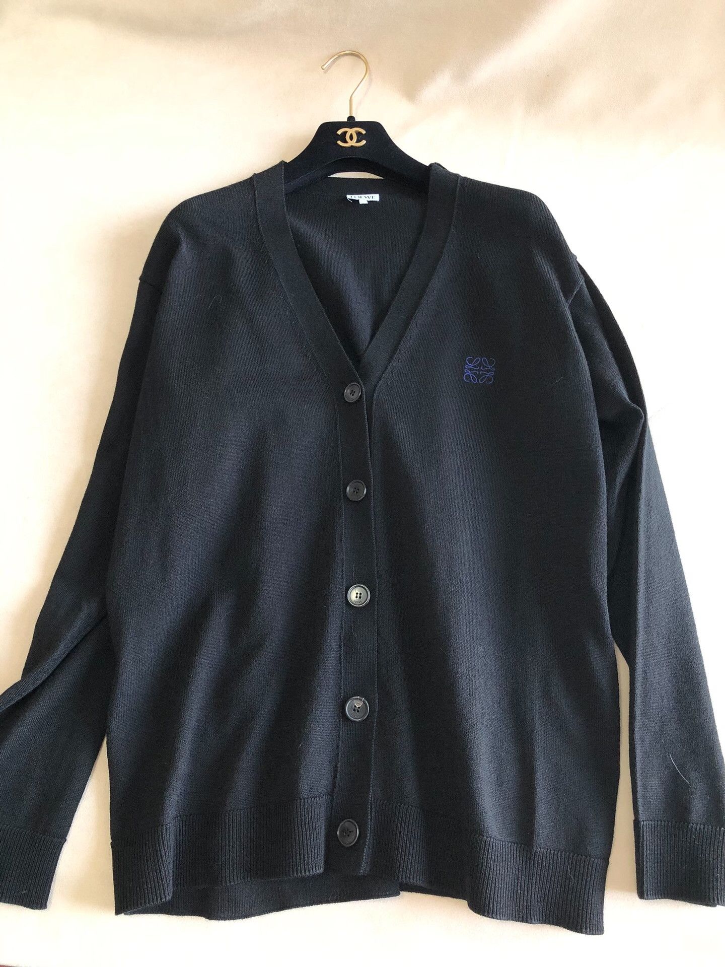 Loewe LOEWE V-Neck Buttoned Wool Cardigan Size US XS / EU 42 / 0 - 3 Thumbnail