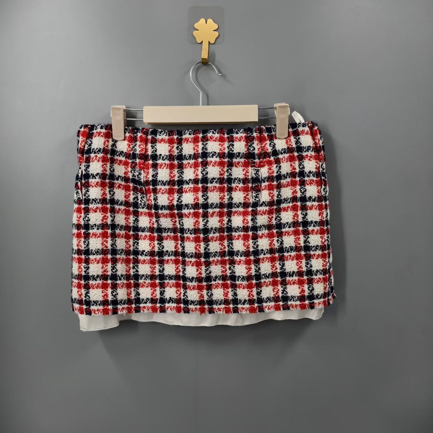 Miu Miu Miu Miu Red Black Checkered Woven Skirt Size 40" / US 18 - 2 Thumbnail