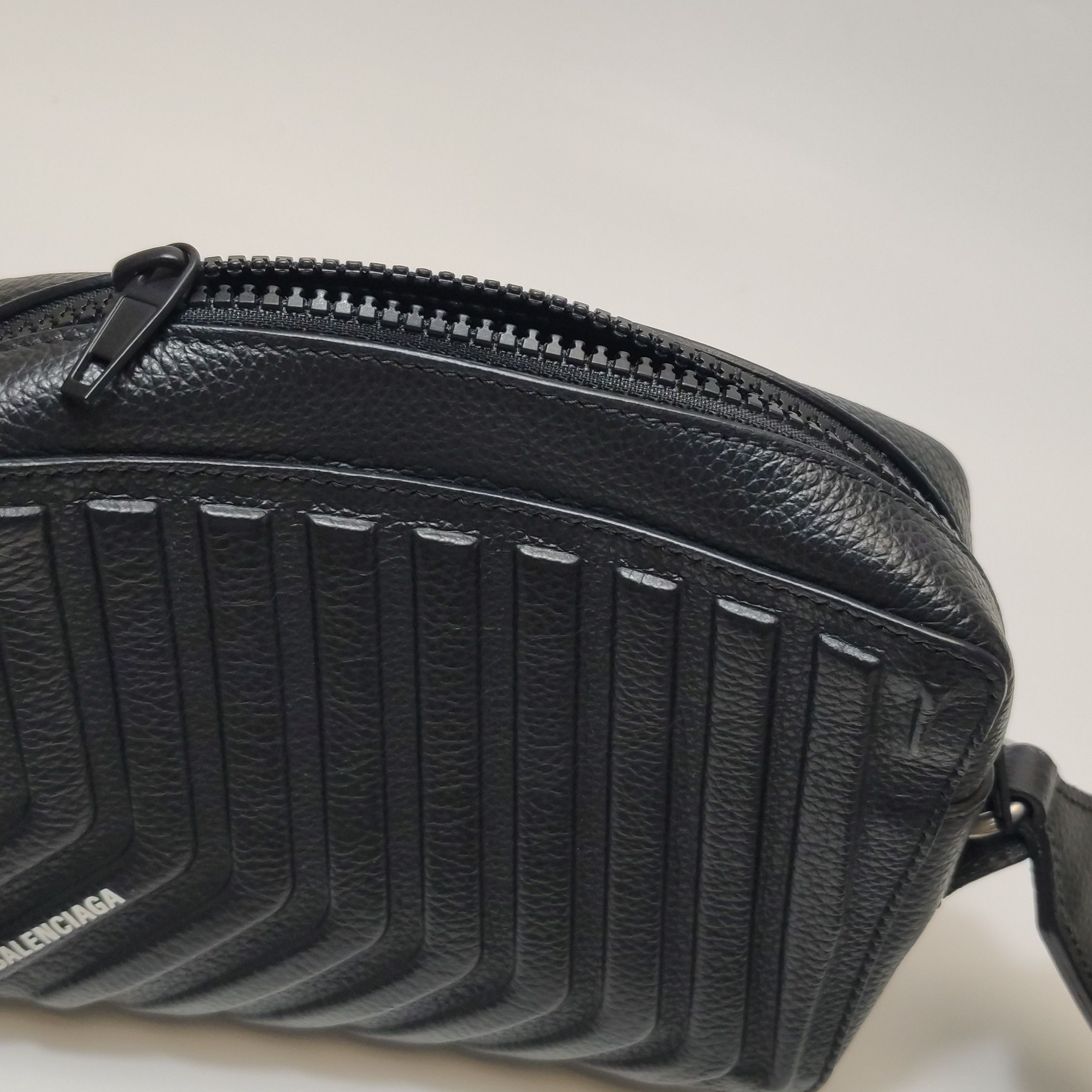 Balenciaga Balenciaga Women os Crossbody Bags Size ONE SIZE - 16 Thumbnail