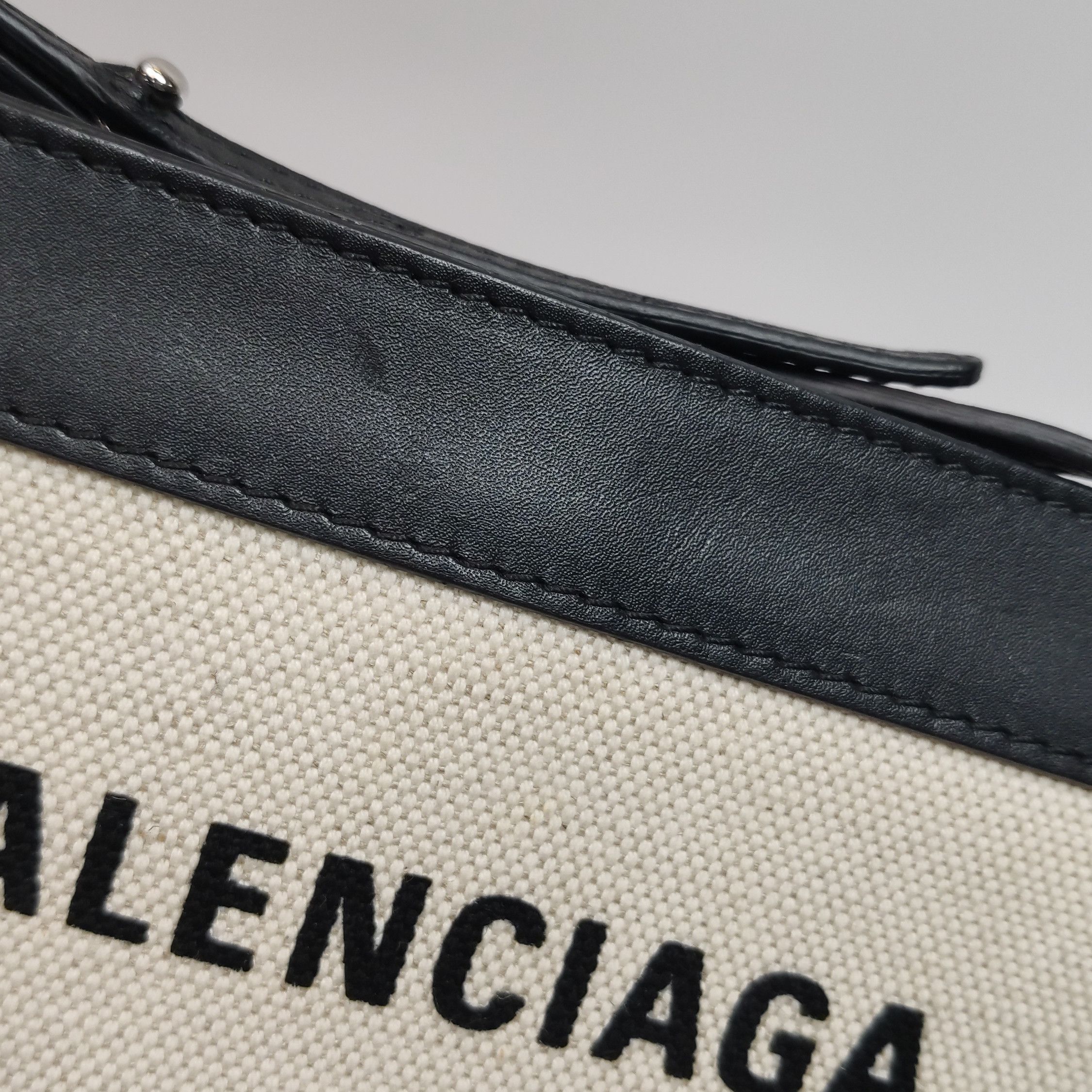Balenciaga Balenciaga Women os Shoulder Bags Size ONE SIZE - 15 Thumbnail