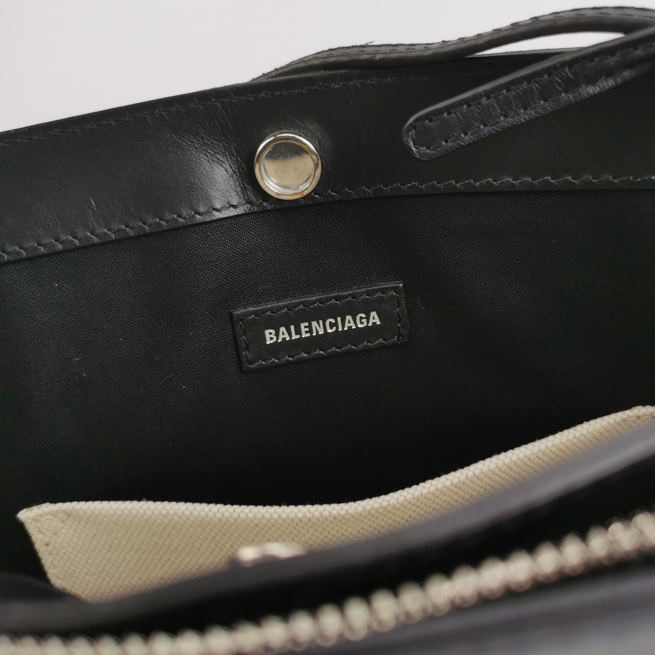 Balenciaga Balenciaga Women os Shoulder Bags Size ONE SIZE - 8 Thumbnail