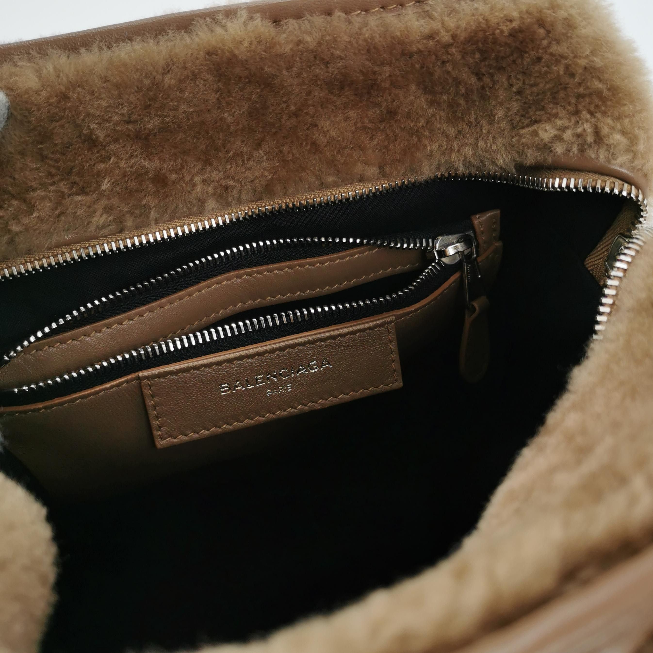 Balenciaga Balenciaga Women os Shoulder Bags Size ONE SIZE - 8 Thumbnail