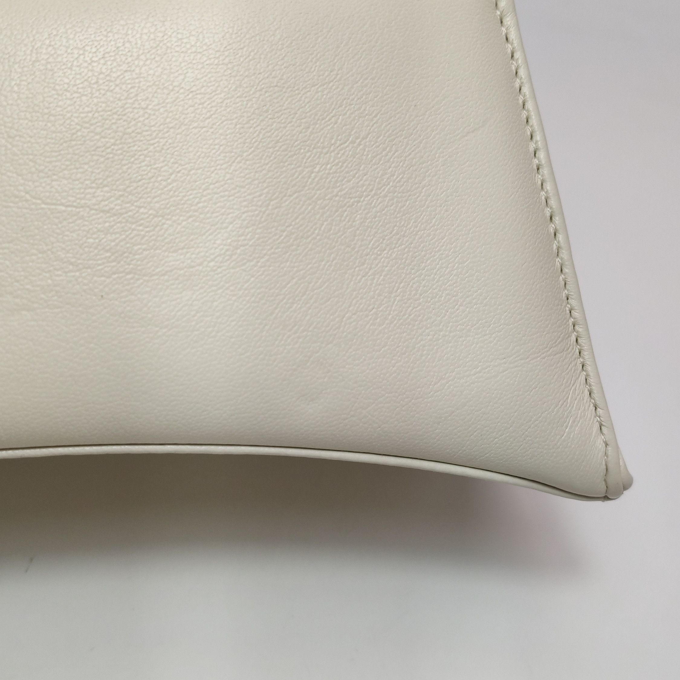 Balenciaga Balenciaga Women os Shoulder Bags Size ONE SIZE - 18 Thumbnail