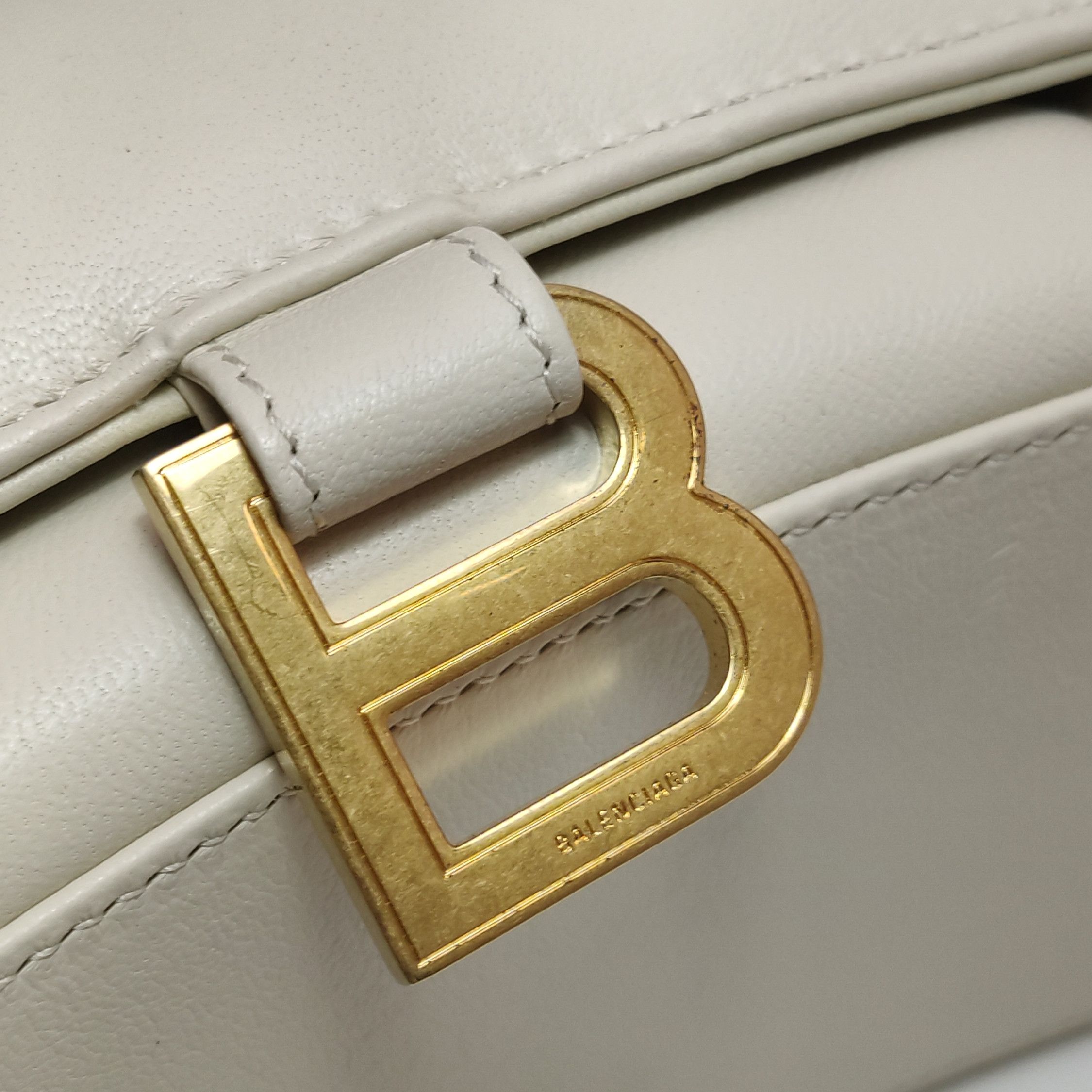 Balenciaga Balenciaga Women os Shoulder Bags Size ONE SIZE - 13 Thumbnail