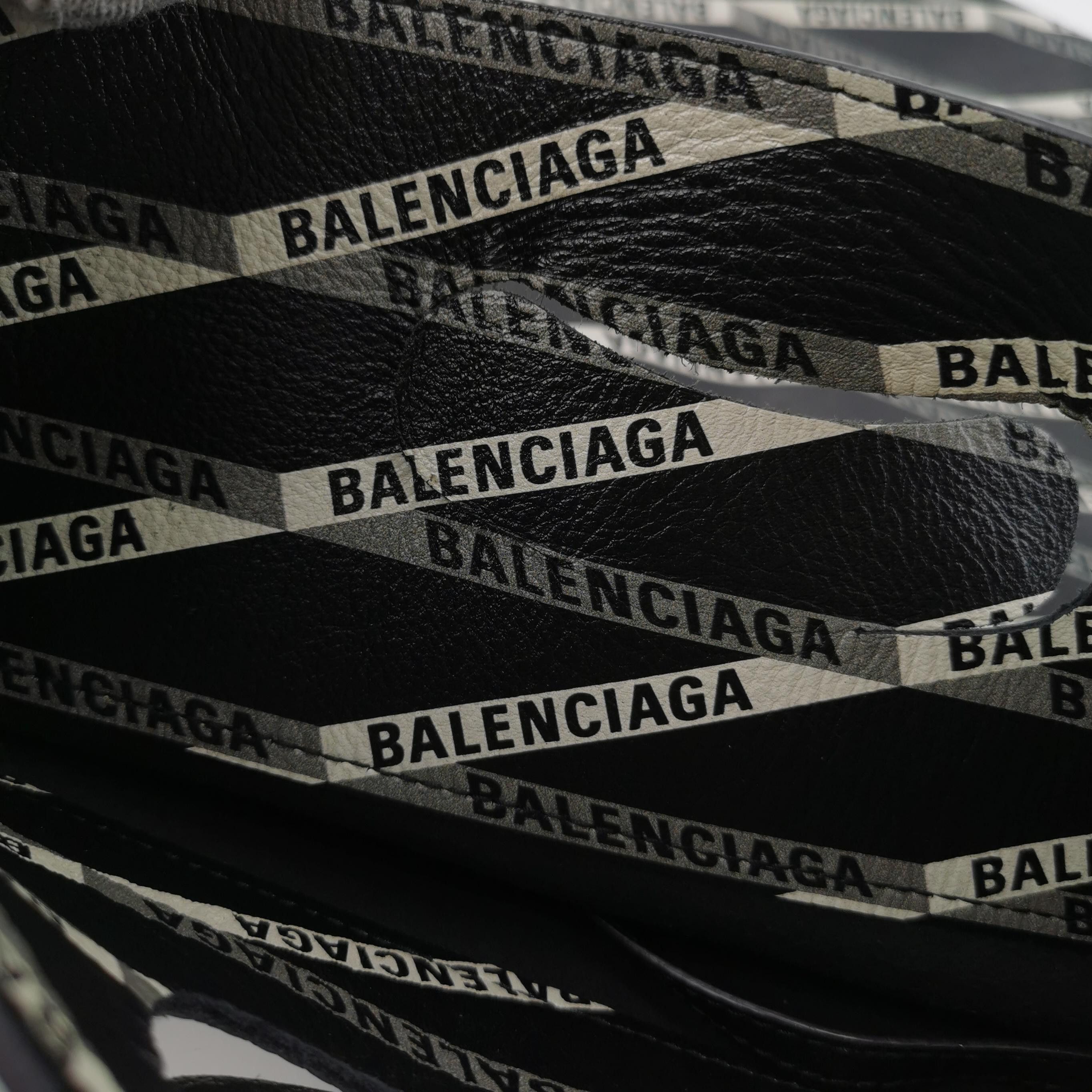 Balenciaga Balenciaga Women os Tote Bags Size ONE SIZE - 9 Thumbnail