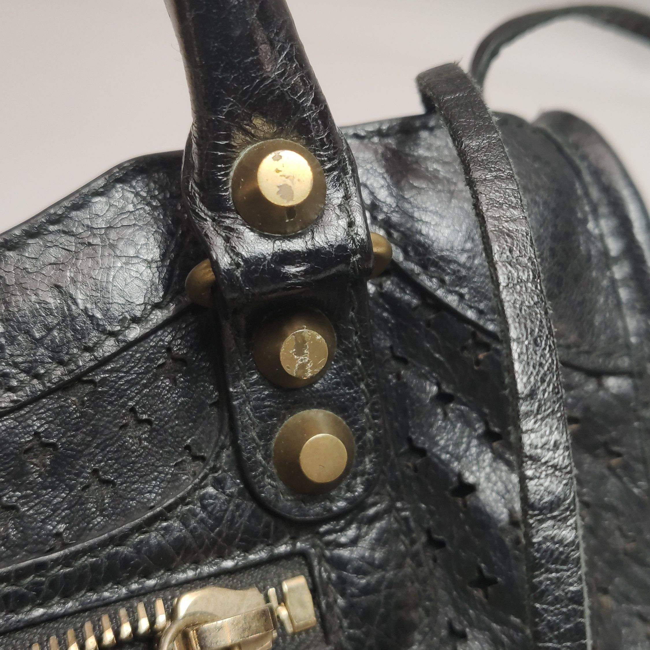 Balenciaga Balenciaga Women os Shoulder Bags Size ONE SIZE - 11 Thumbnail