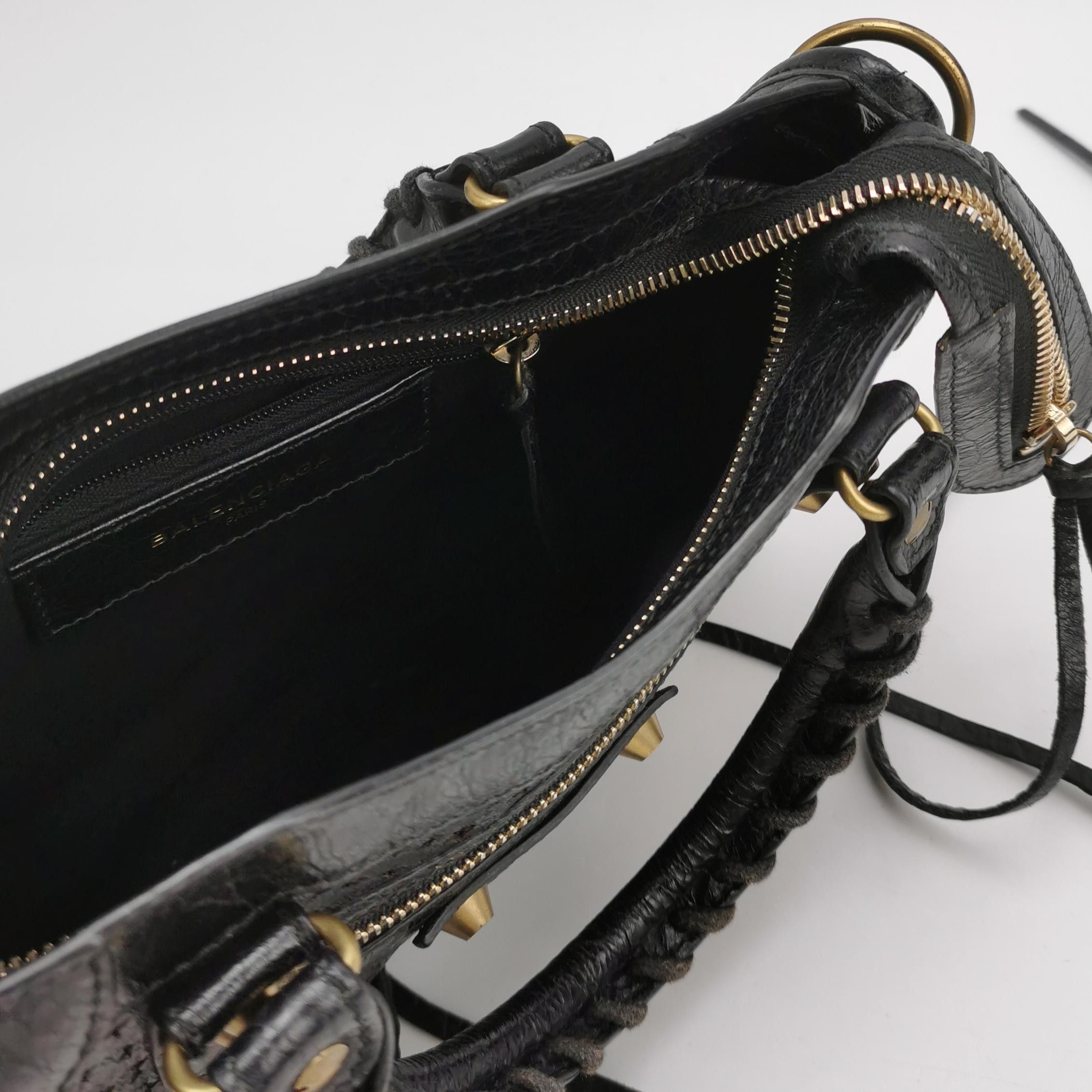 Balenciaga Balenciaga Women os Shoulder Bags Size ONE SIZE - 7 Thumbnail
