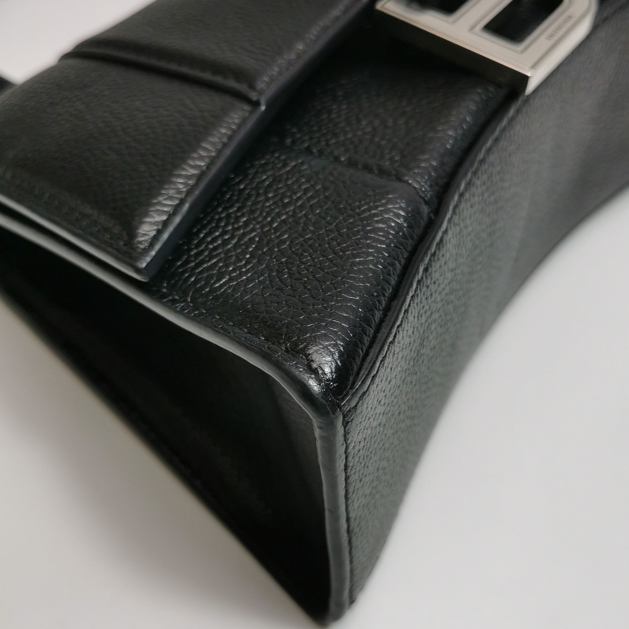 Balenciaga Balenciaga Women os Shoulder Bags Size ONE SIZE - 16 Thumbnail