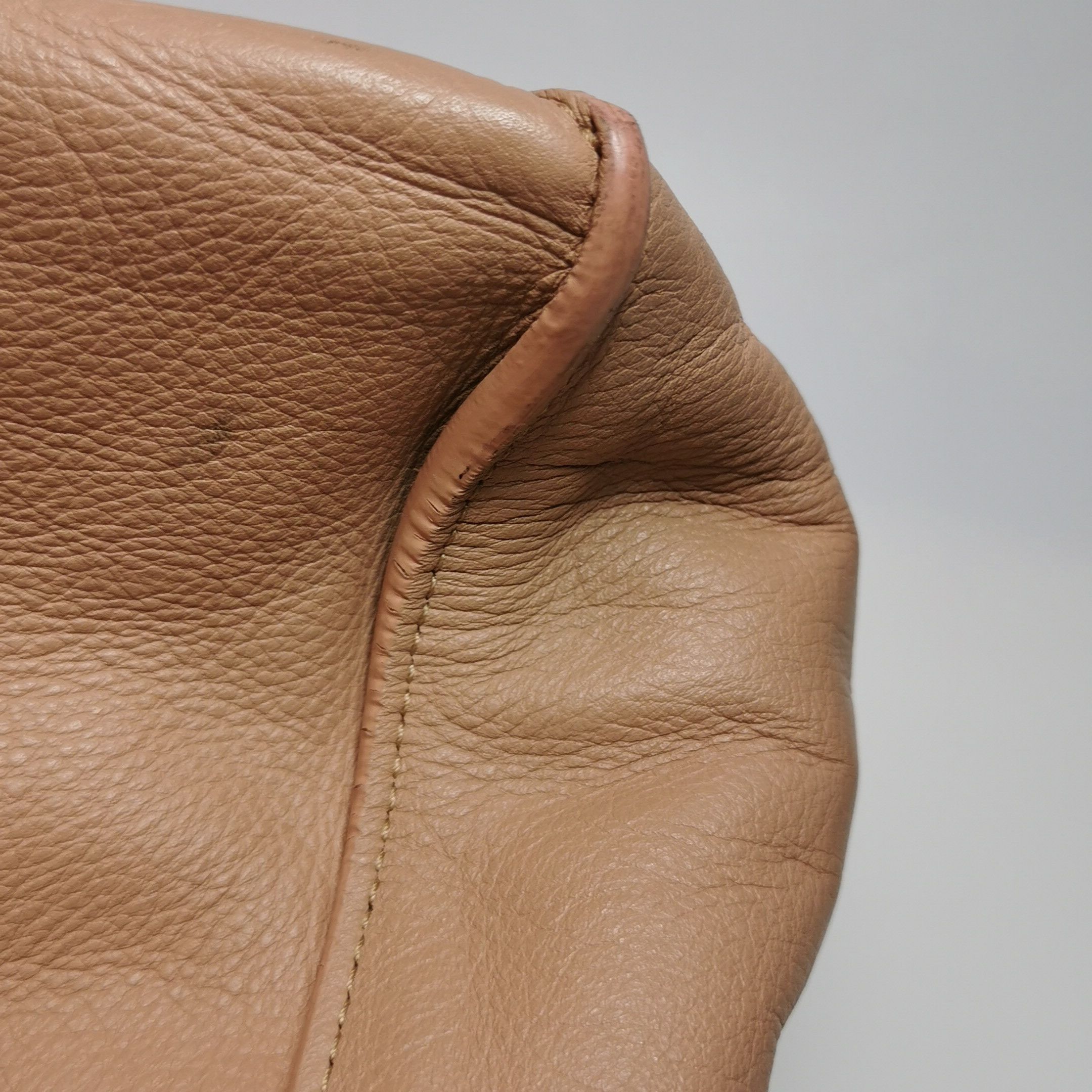 Balenciaga Balenciaga Women os Shoulder Bags Size ONE SIZE - 22 Thumbnail