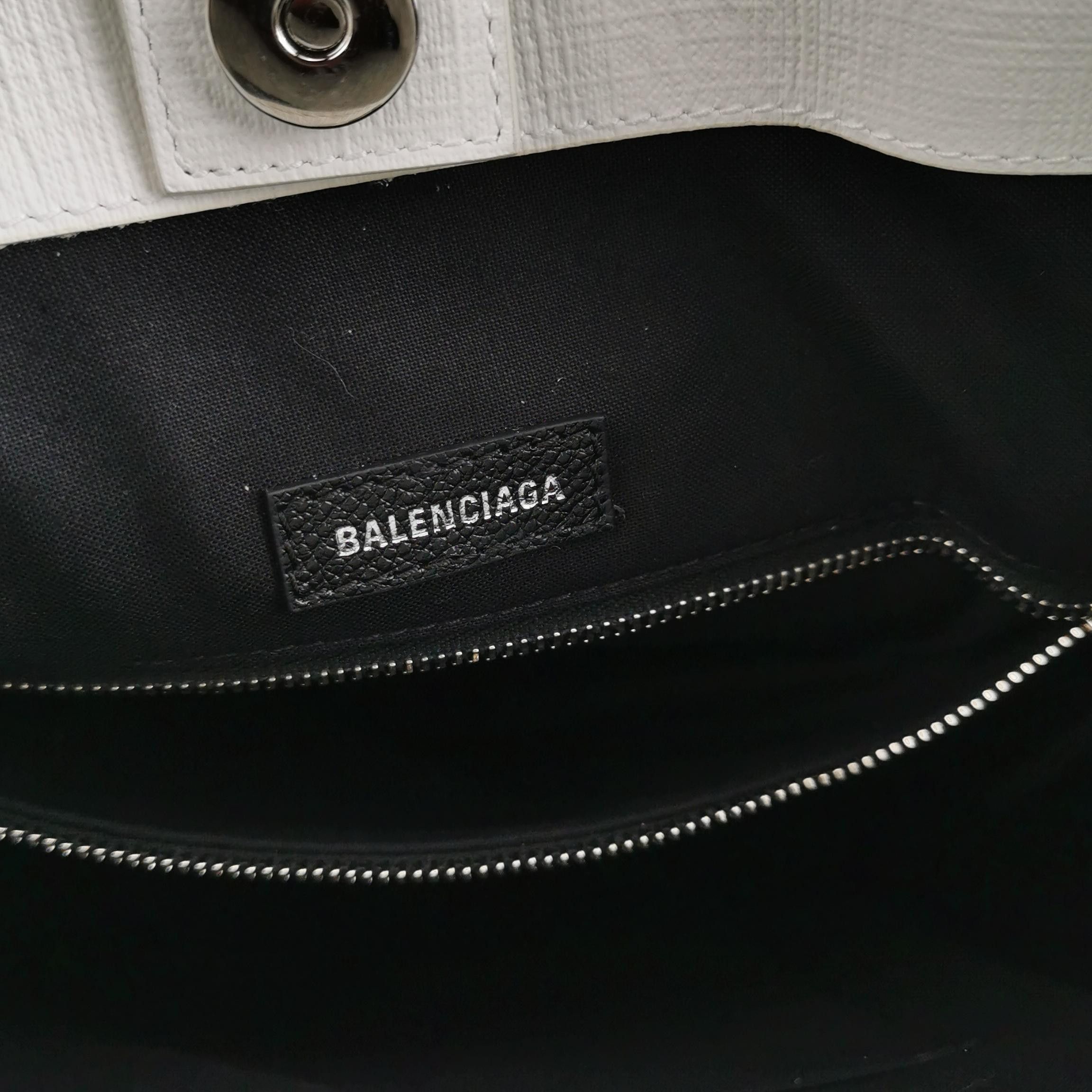 Balenciaga Balenciaga Women os Shoulder Bags Size ONE SIZE - 8 Thumbnail