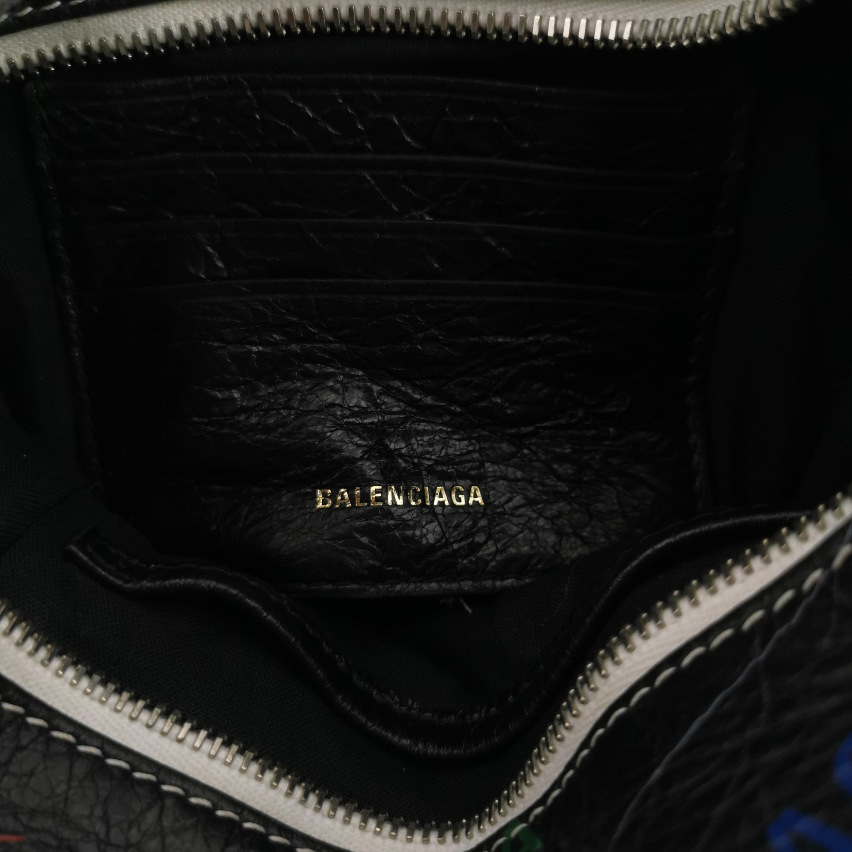 Balenciaga Balenciaga Women os Shoulder Bags Size ONE SIZE - 8 Thumbnail