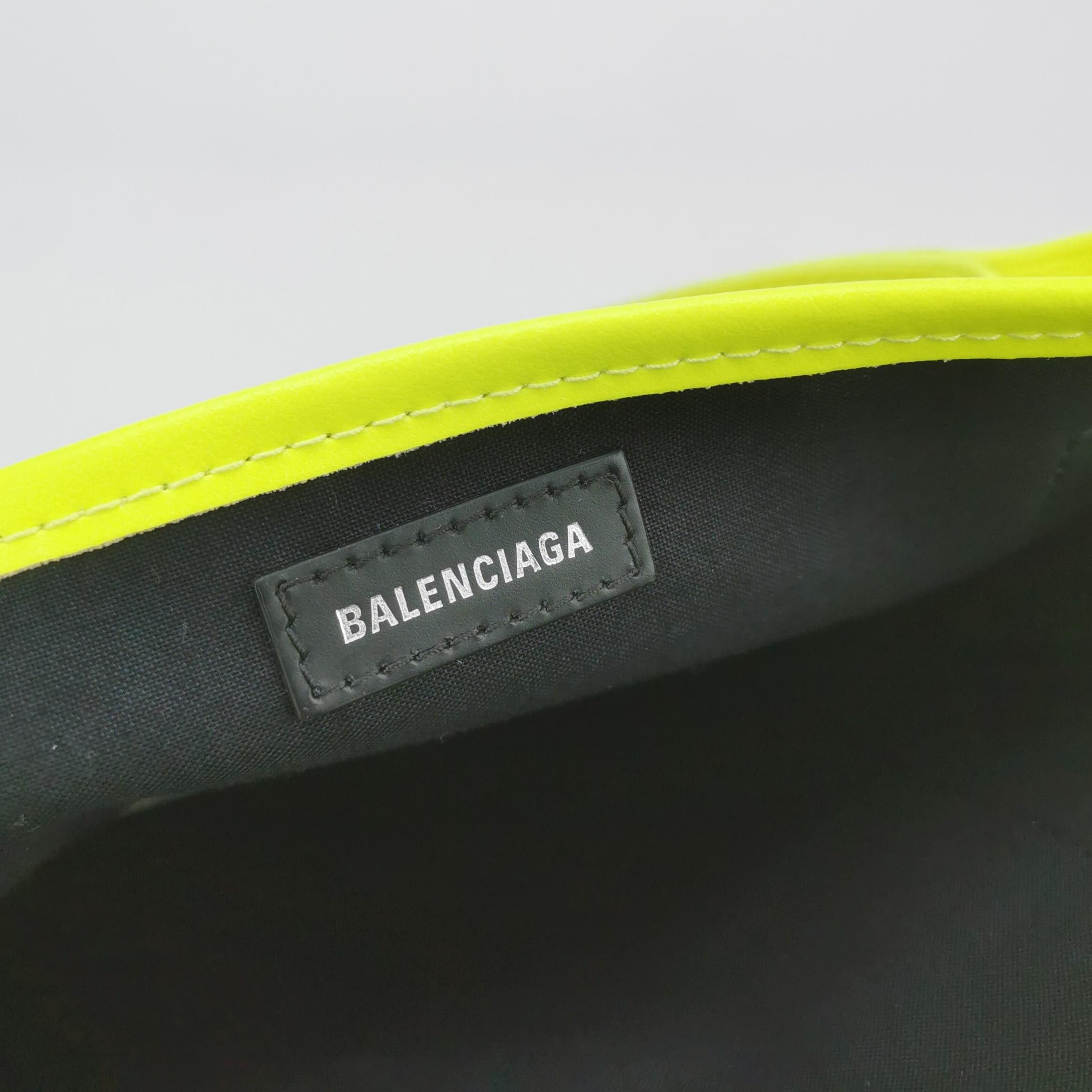 Balenciaga Balenciaga Women os Shoulder Bags Size ONE SIZE - 9 Thumbnail
