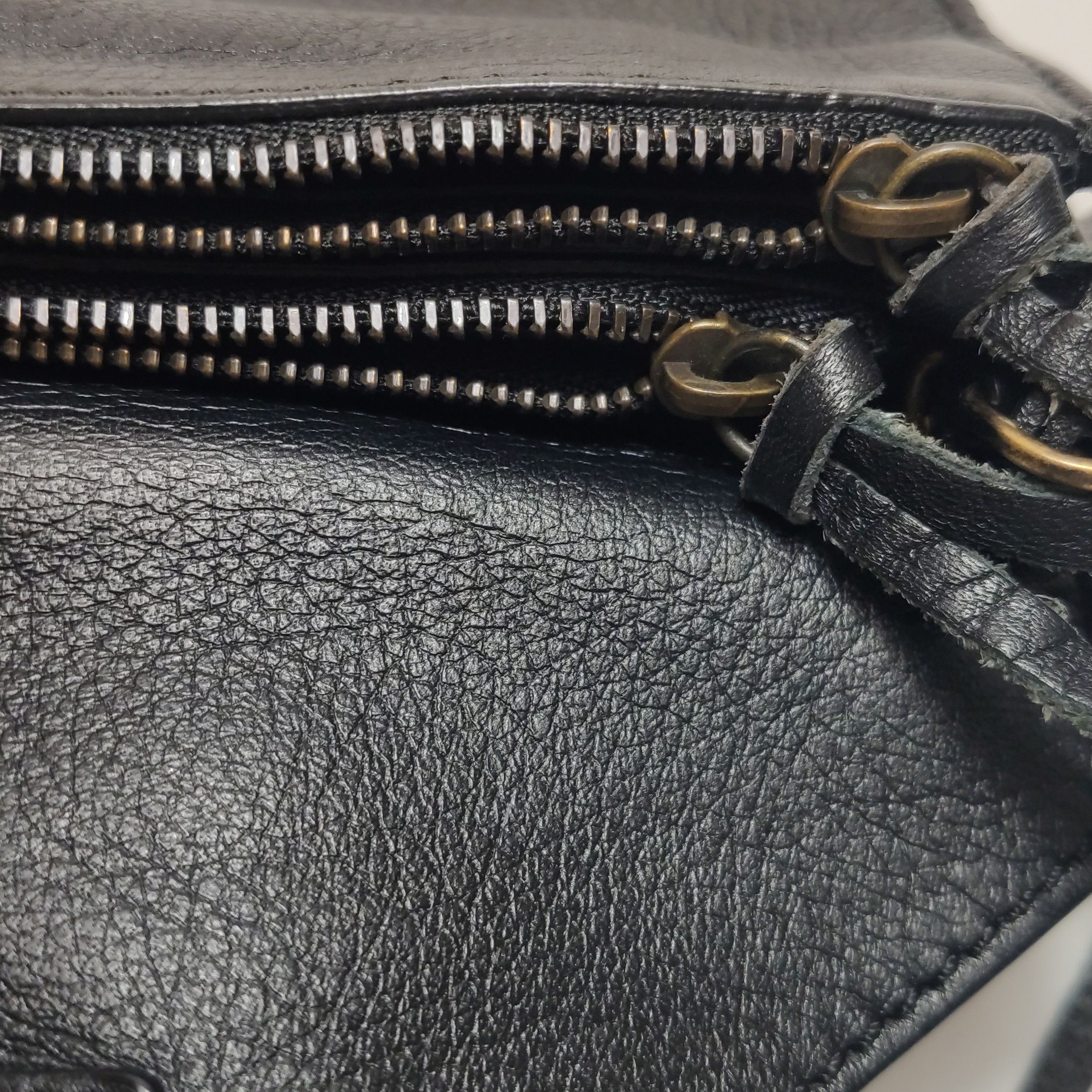 Balenciaga Balenciaga Women os Shoulder Bags Size ONE SIZE - 19 Thumbnail