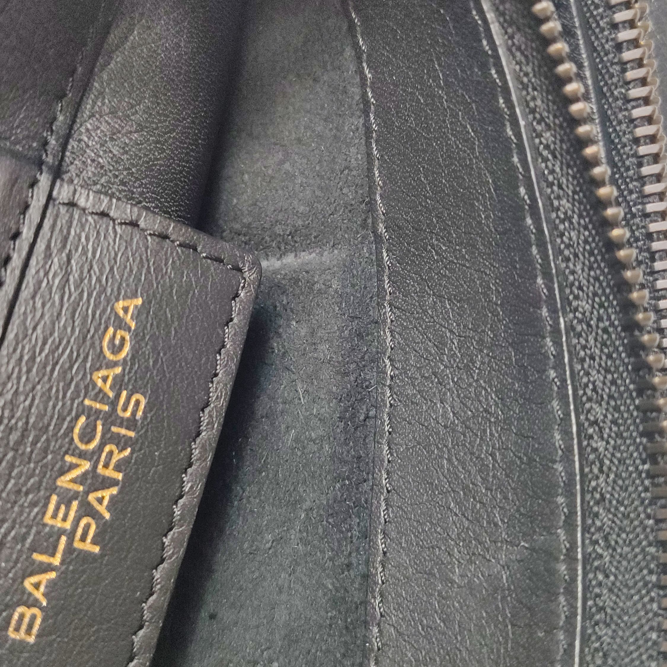 Balenciaga Balenciaga Women os Shoulder Bags Size ONE SIZE - 9 Thumbnail