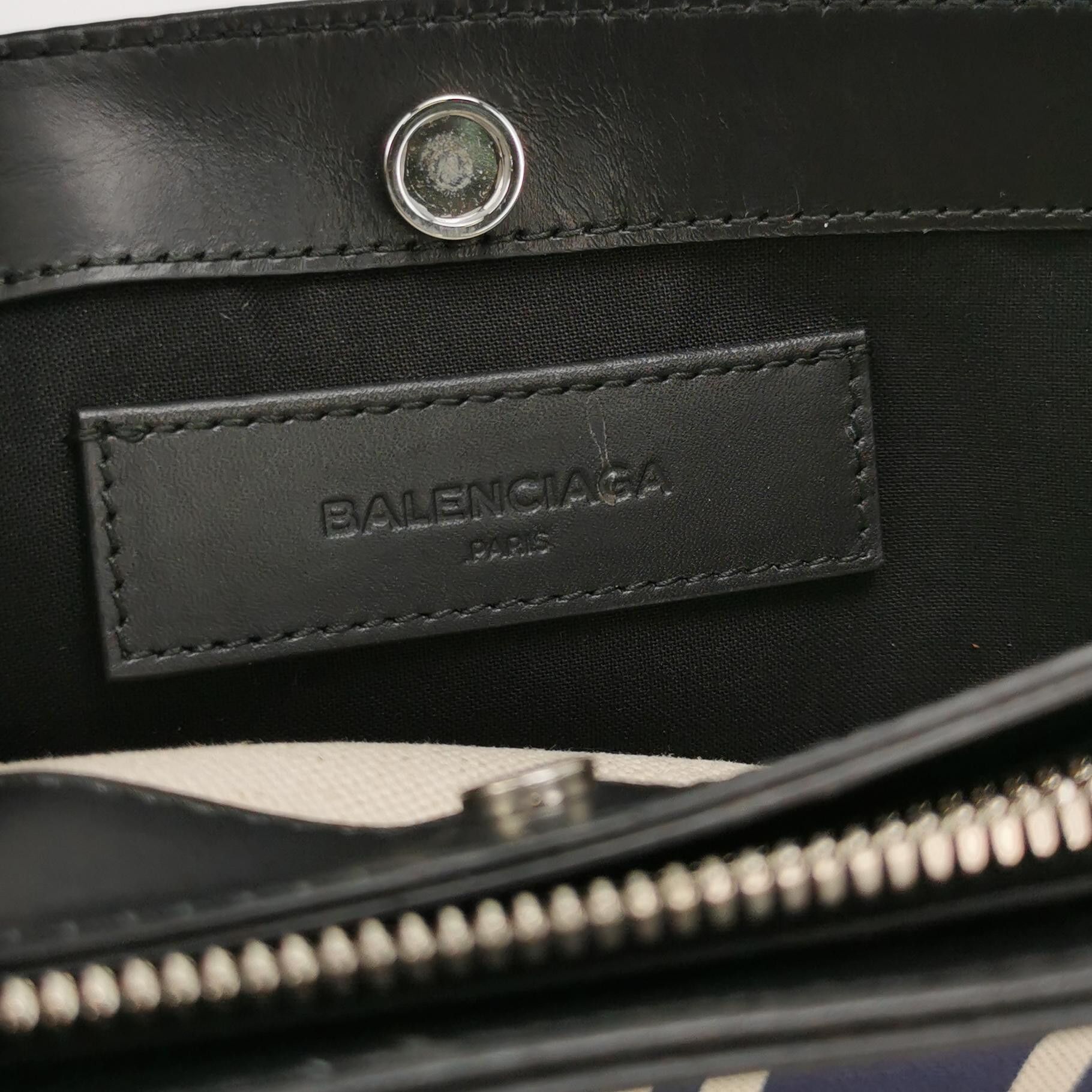 Balenciaga Balenciaga Women os Crossbody Bags Size ONE SIZE - 8 Thumbnail