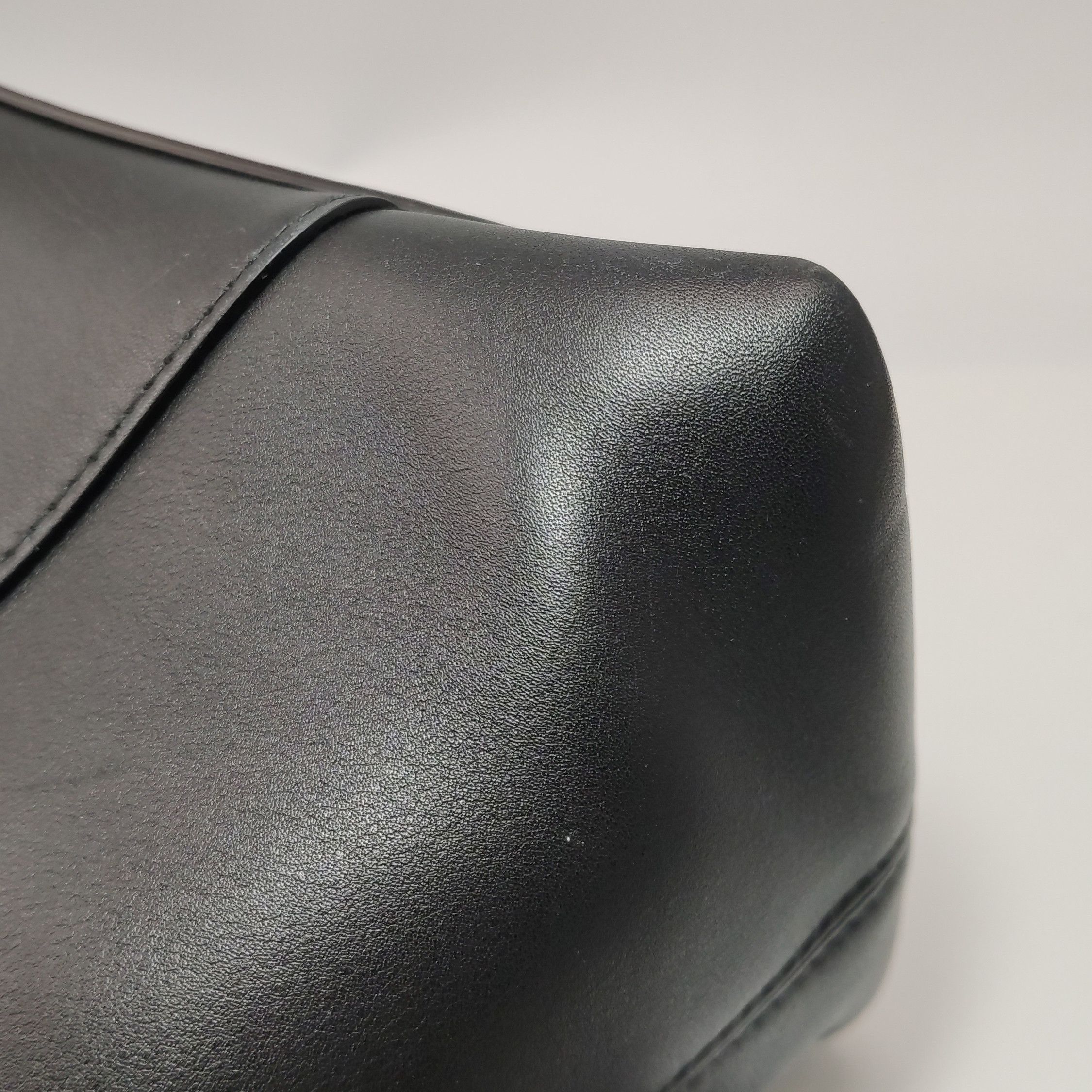 Balenciaga Balenciaga Women os Shoulder Bags Size ONE SIZE - 20 Thumbnail