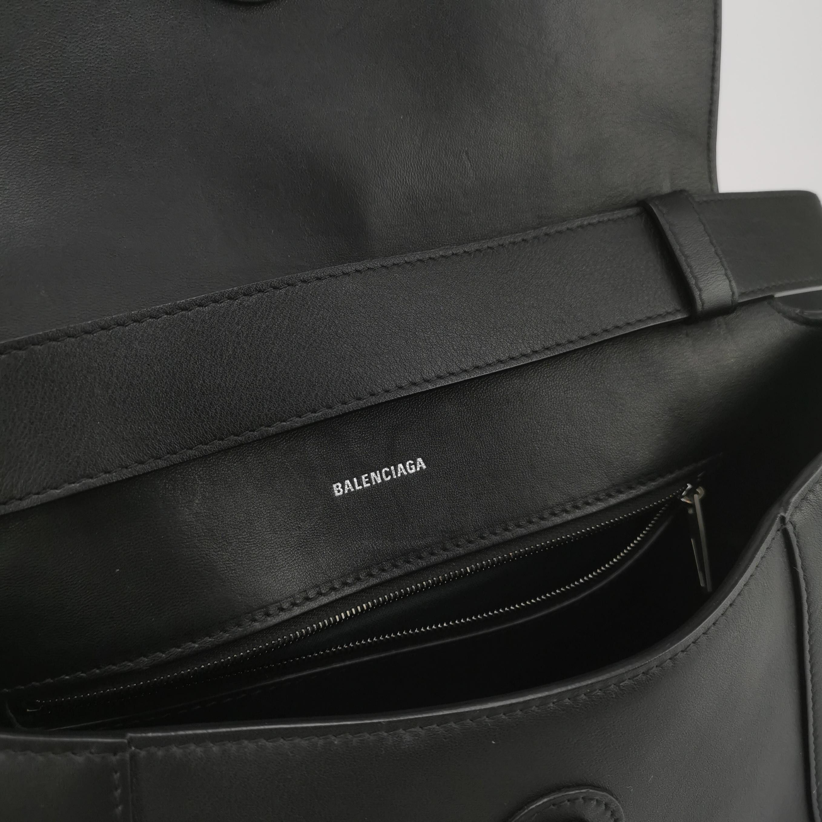 Balenciaga Balenciaga Women os Shoulder Bags Size ONE SIZE - 8 Thumbnail