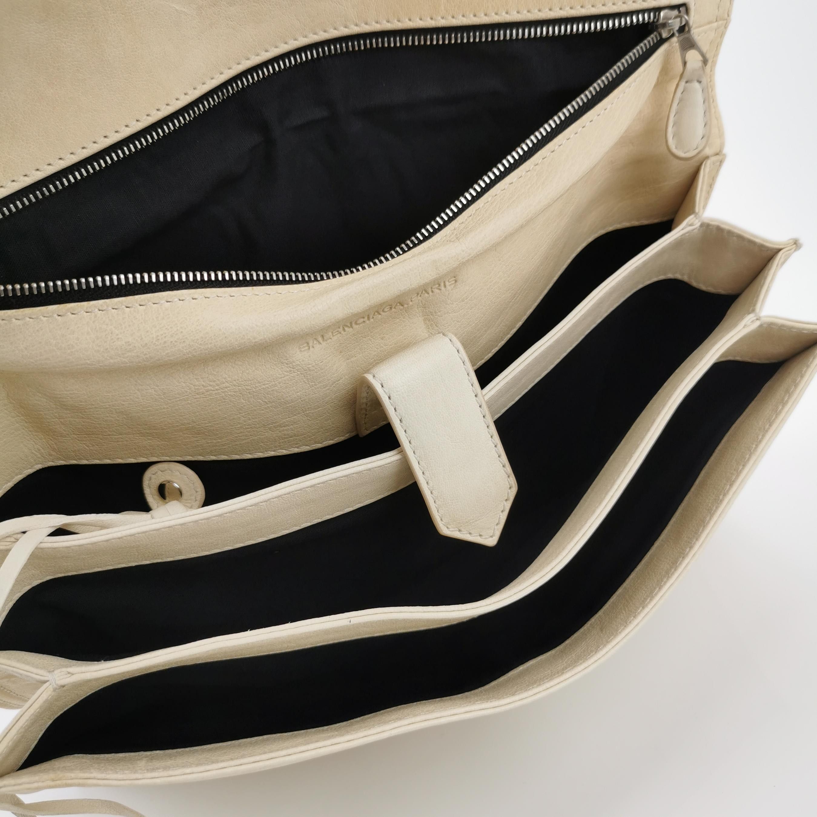 Balenciaga Balenciaga Women os Clutches Size ONE SIZE - 6 Thumbnail