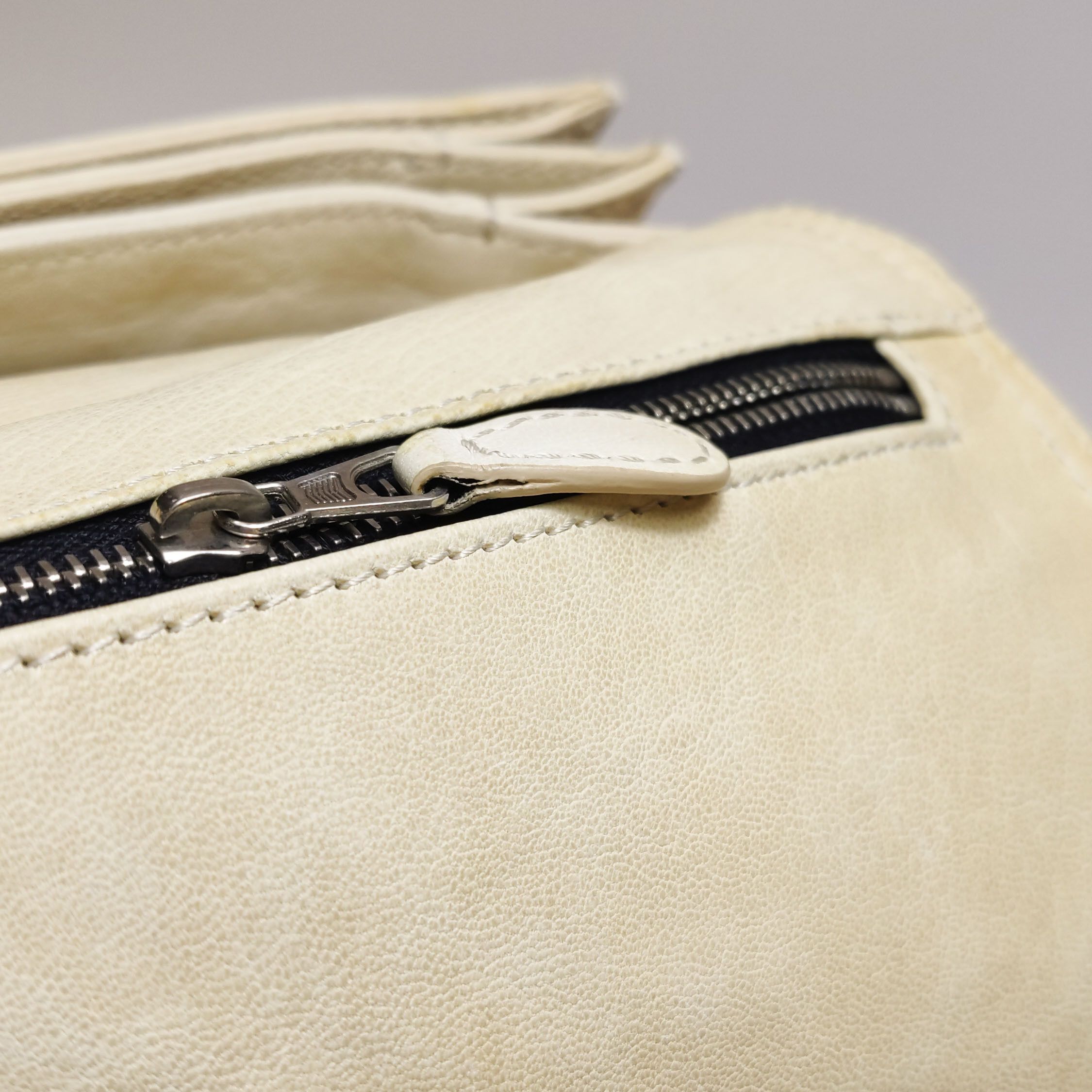 Balenciaga Balenciaga Women os Clutches Size ONE SIZE - 22 Thumbnail