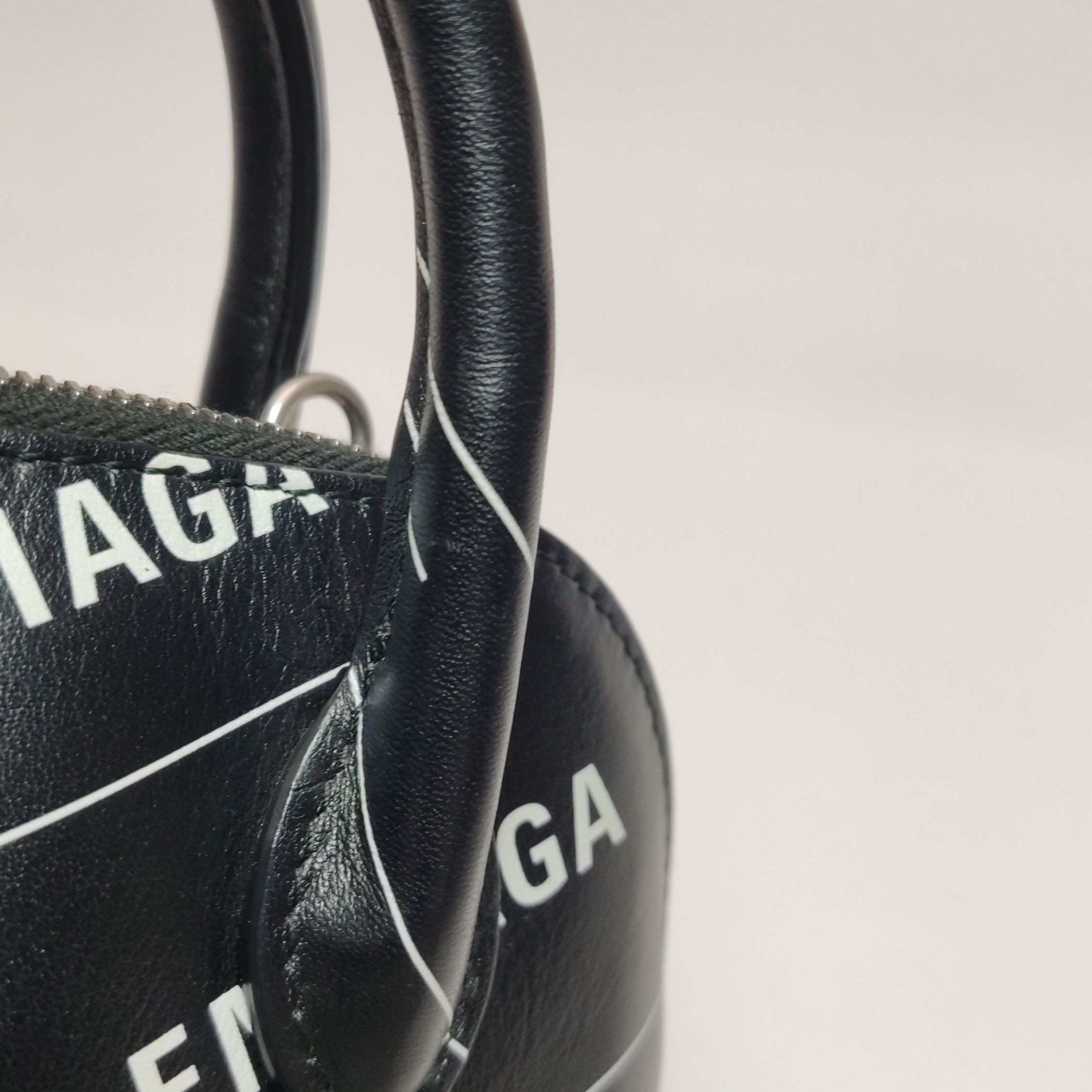 Balenciaga Balenciaga Women os Shoulder Bags Size ONE SIZE - 22 Thumbnail