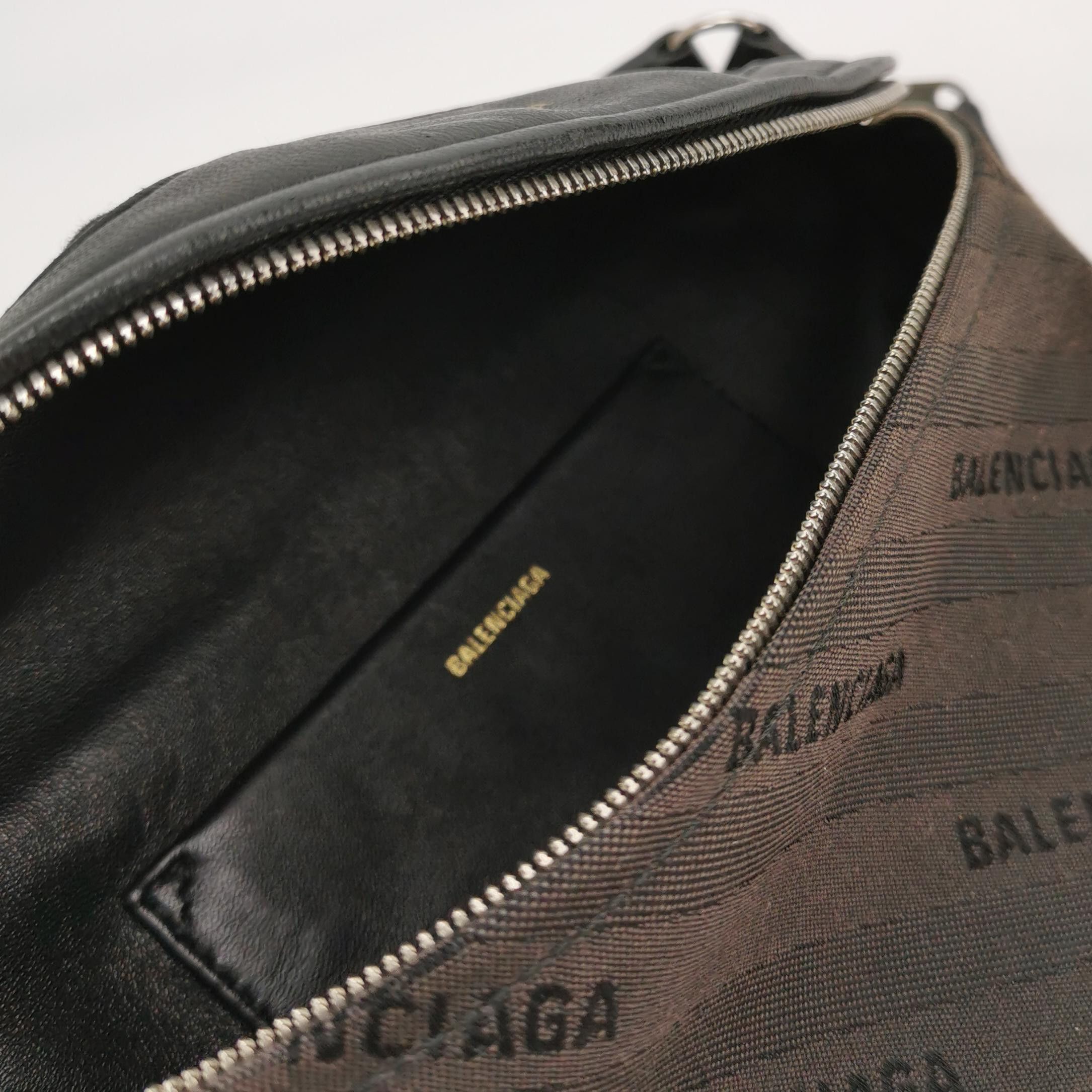 Balenciaga Balenciaga Women os Crossbody Bags Size ONE SIZE - 6 Thumbnail