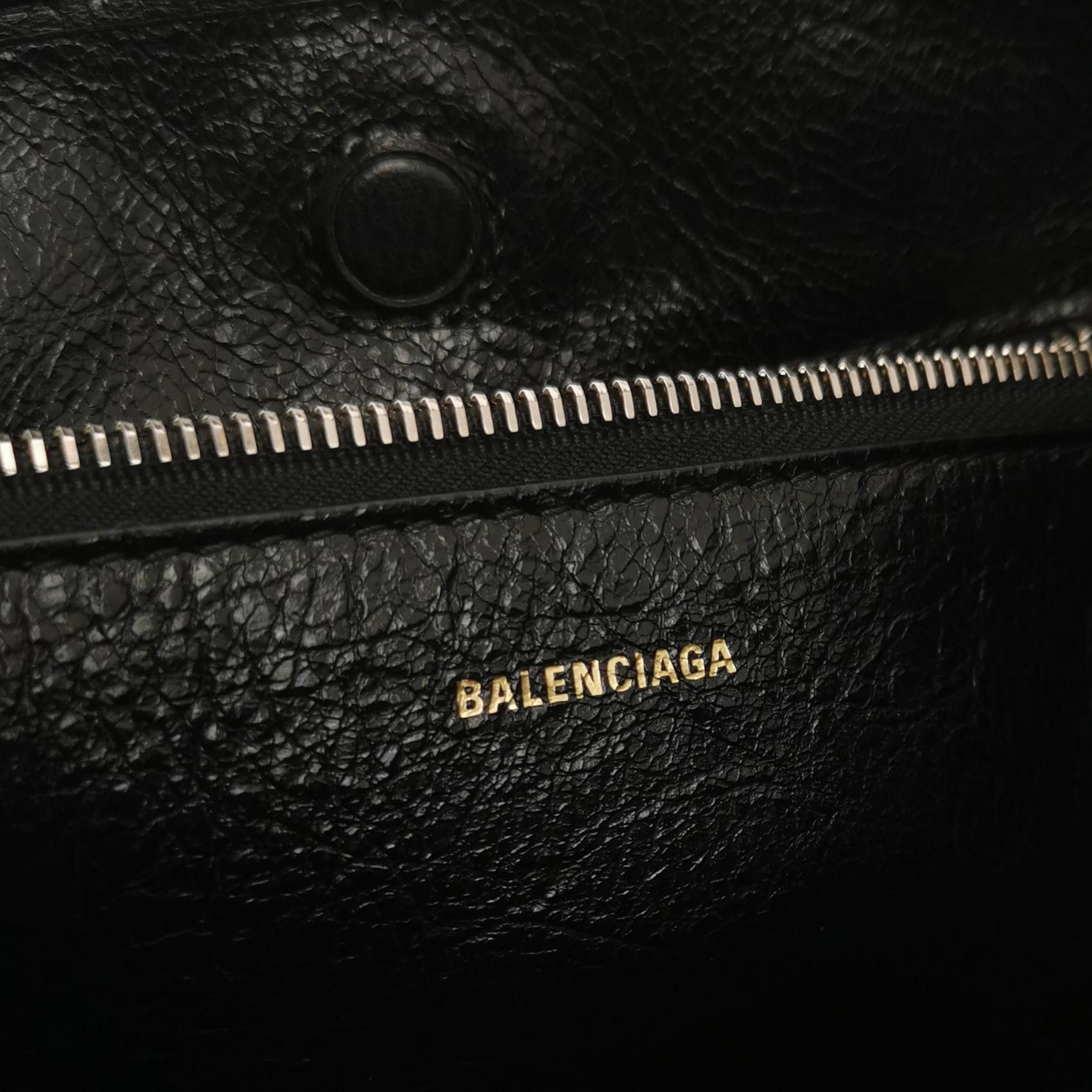 Balenciaga Balenciaga Women os Crossbody Bags Size ONE SIZE - 8 Thumbnail