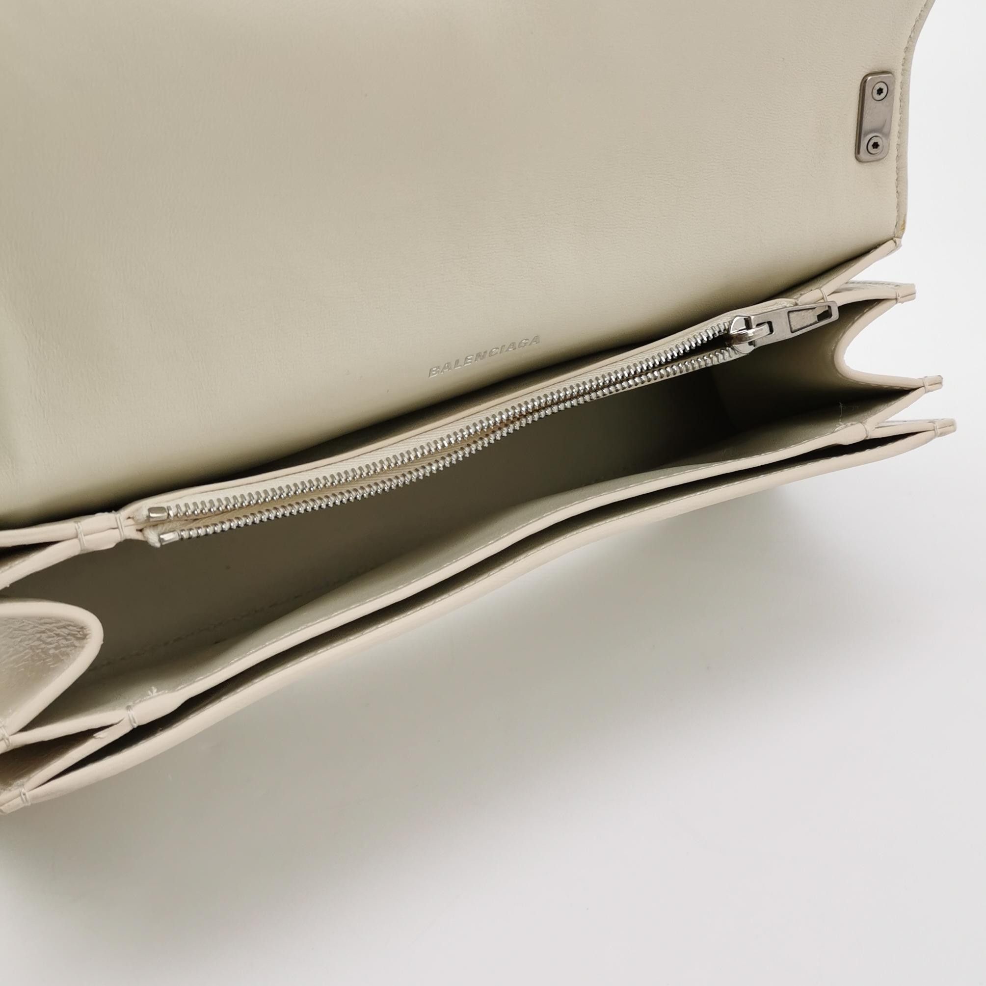 Balenciaga Balenciaga Women os Shoulder Bags Size ONE SIZE - 7 Thumbnail